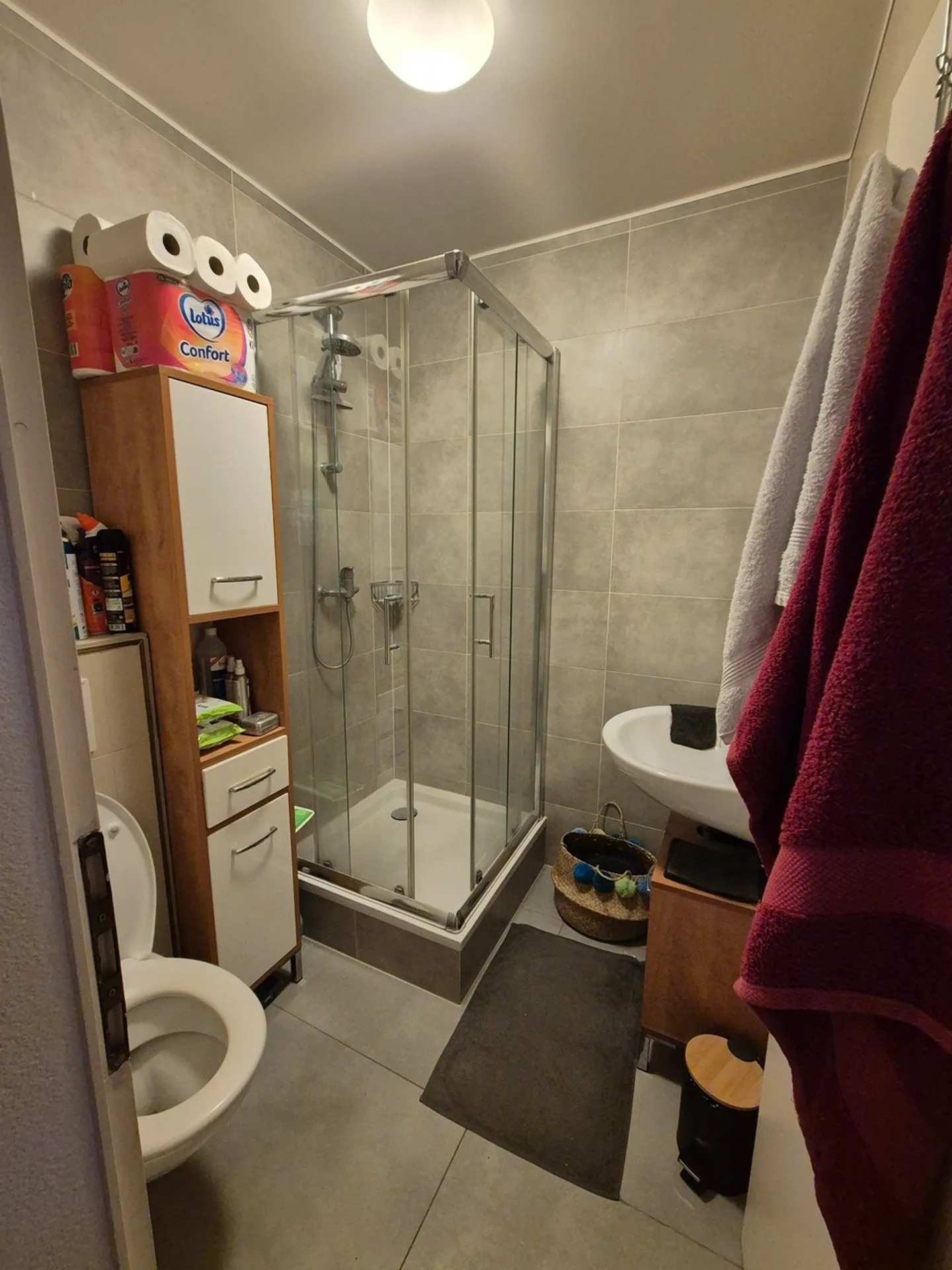 Rental building with 3 apartments, ideal for investments - Photo 5 of 14