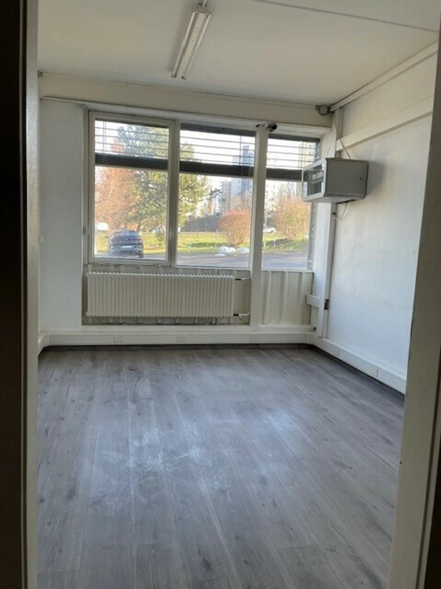 Gewerbefläche in Villars - Foto 5 von 13