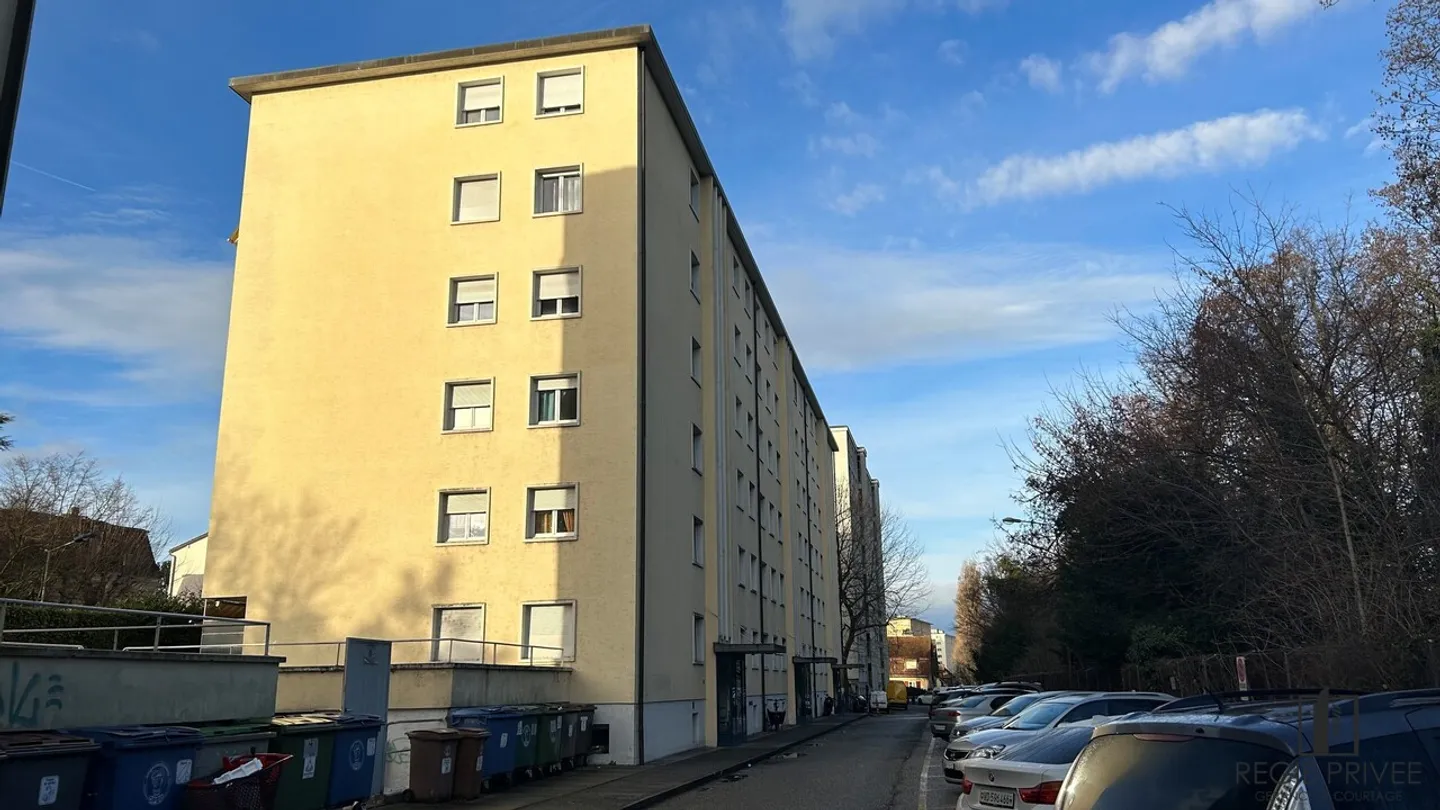 2.5-room apartment with balcony - Photo 6 of 7