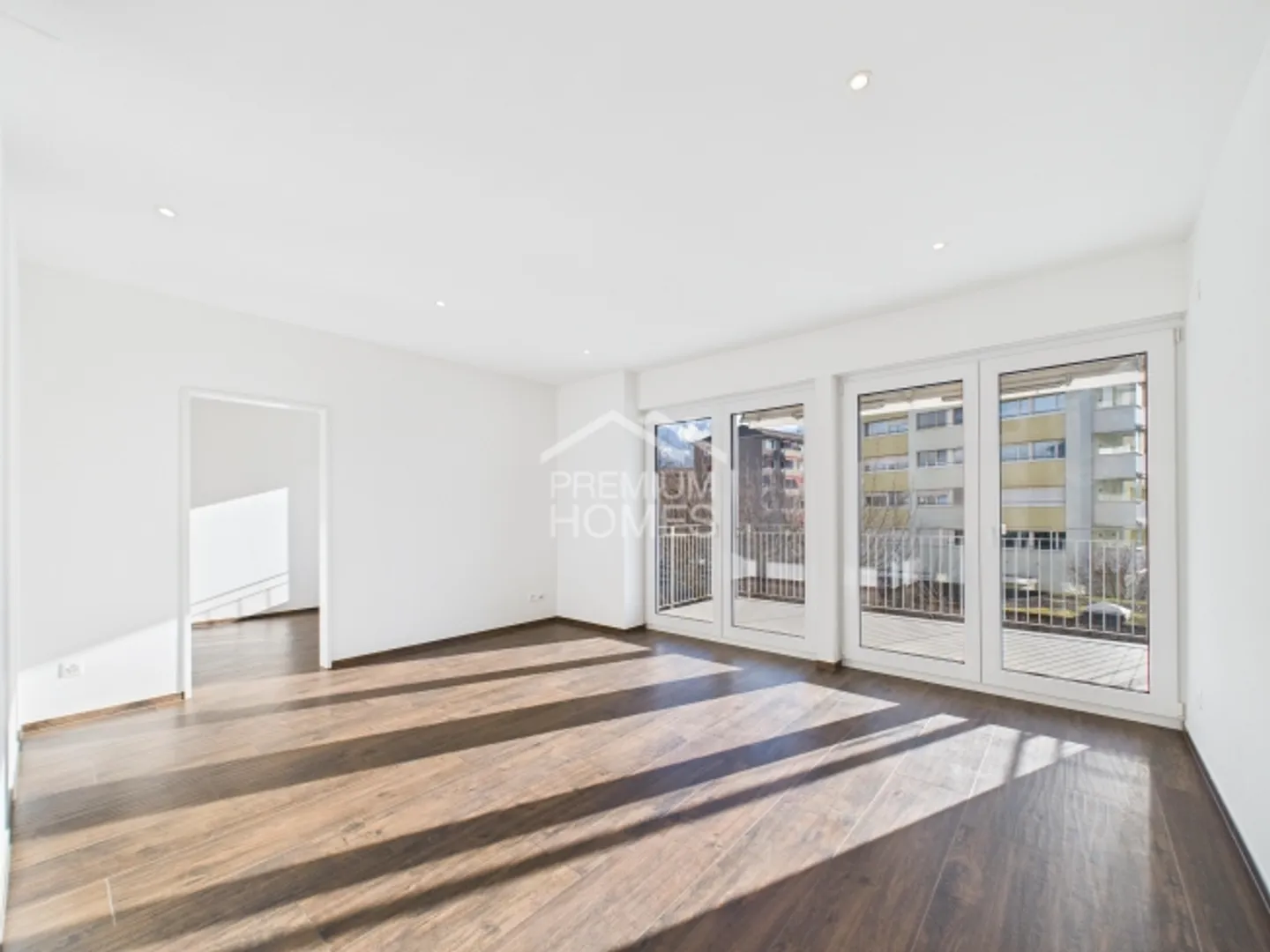 Charmante Wohnung mit Balkon - Foto 2 von 5