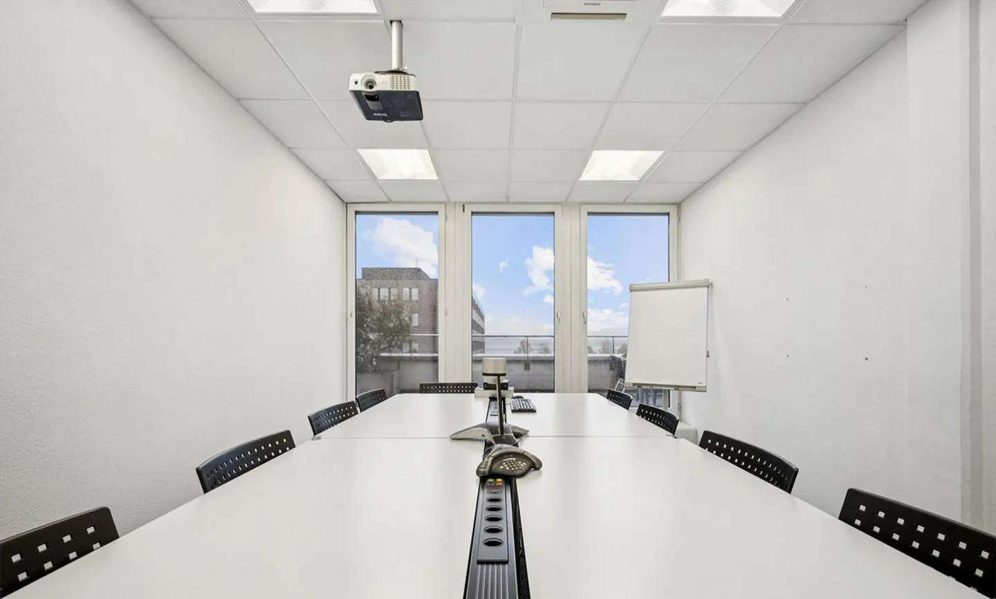 Your new workplace with a beautiful view - Prisma Steinhausen - Photo 3 of 9