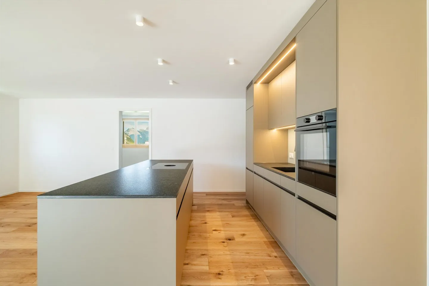 4.5 Room Apartment - Photo 4 of 19