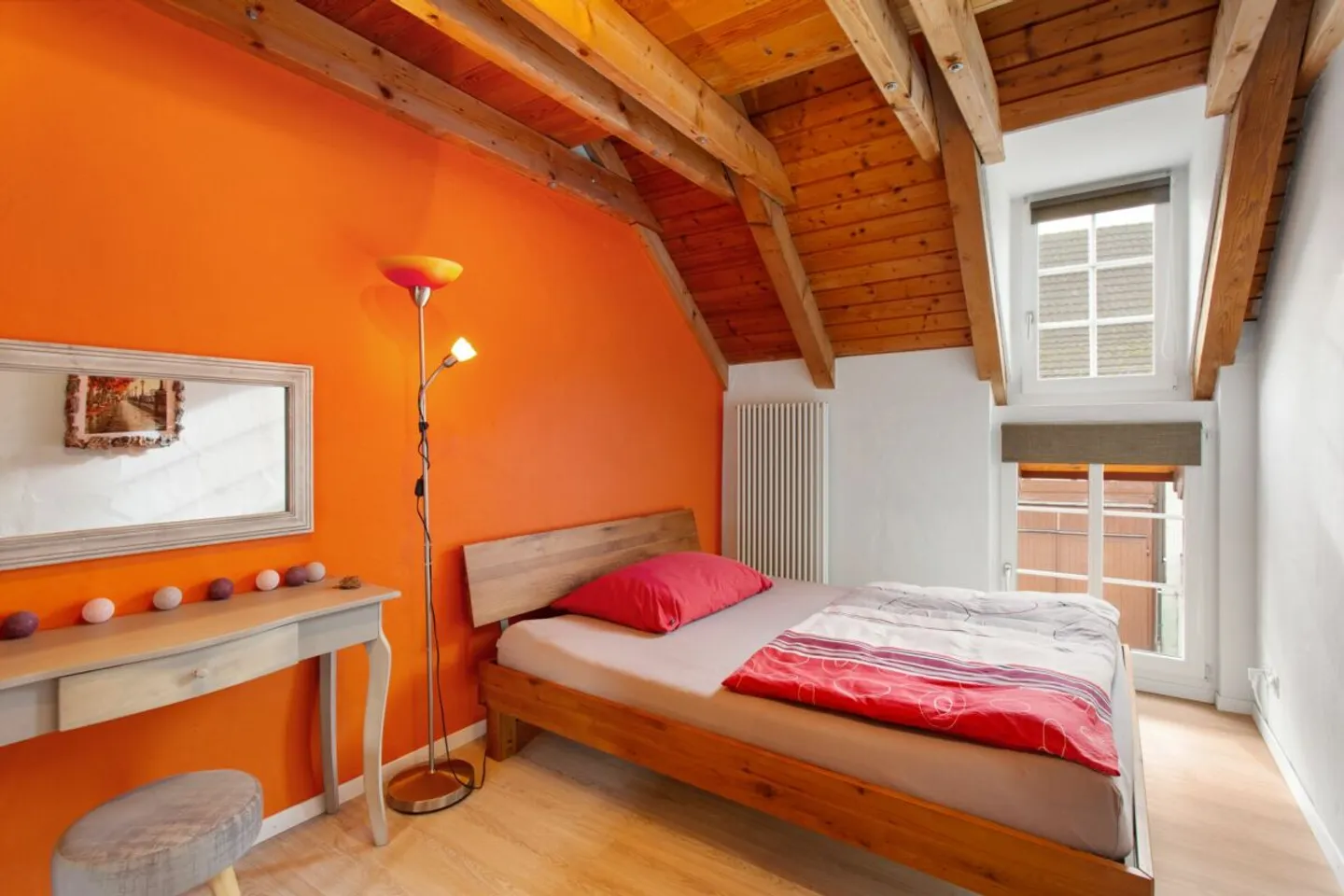 Modern Meets Historical - Photo 11 of 16