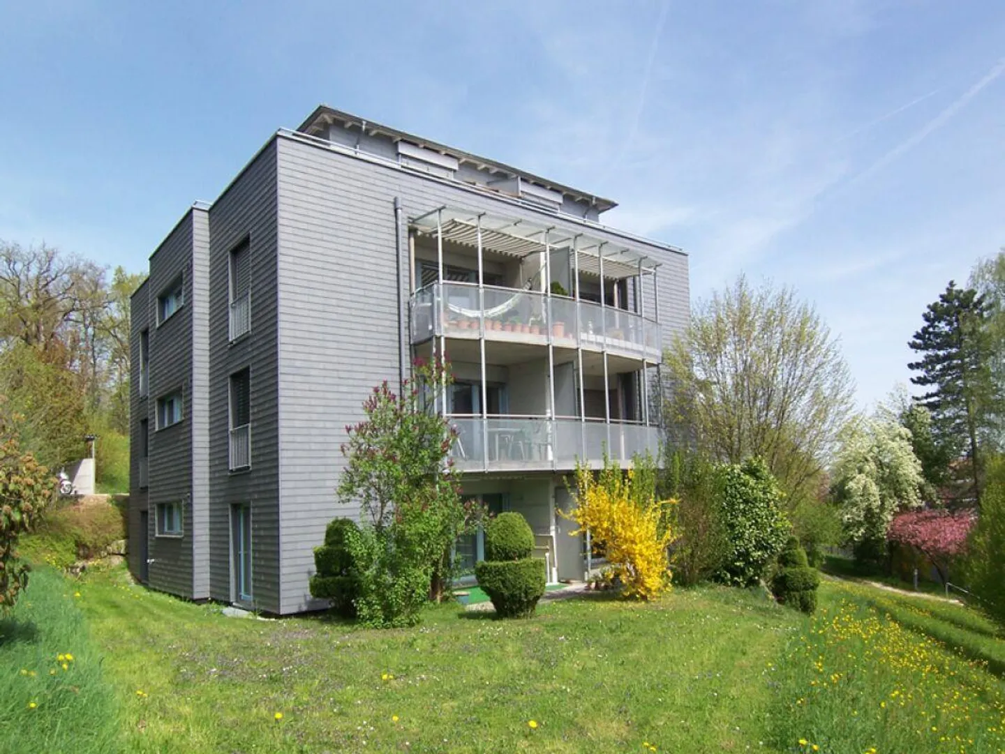 Wohnen mit attraktiver Dachterrasse - Foto 1 von 10