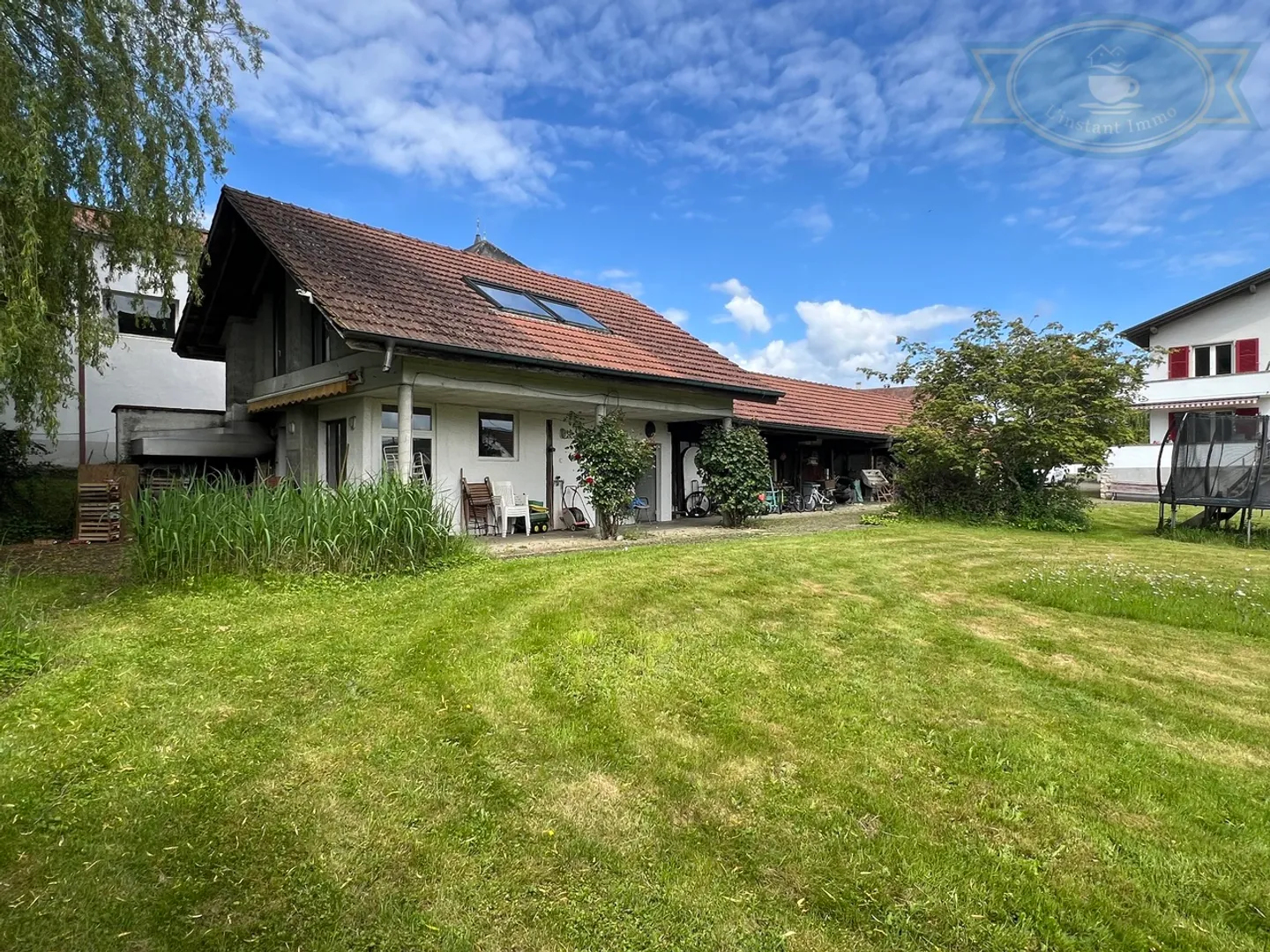 Casa doppia con grande appezzamento e padiglione convertibile - Foto 3 di 18