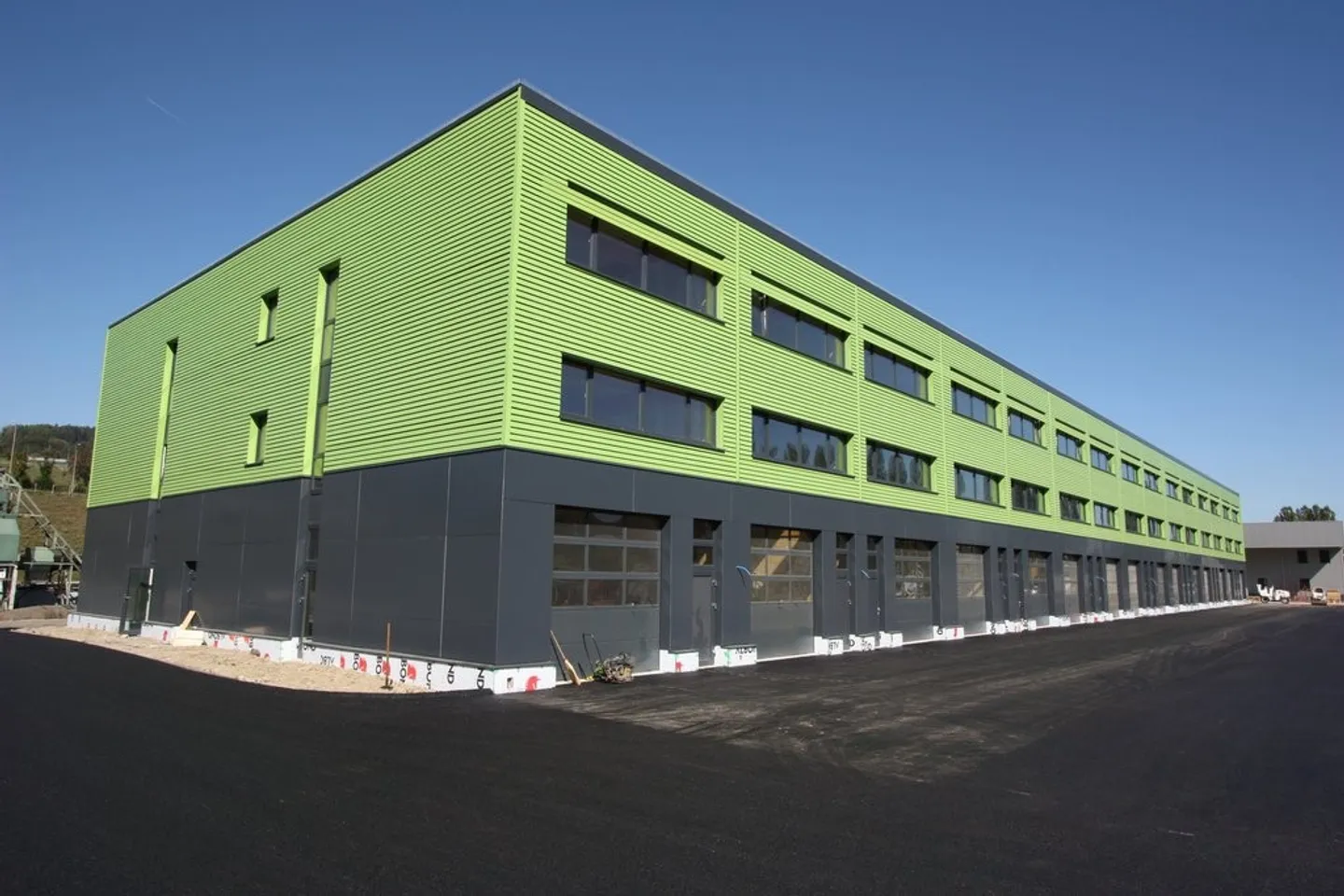 Zu erfassen: Handels-/Handwerkshalle - Foto 1 von 5