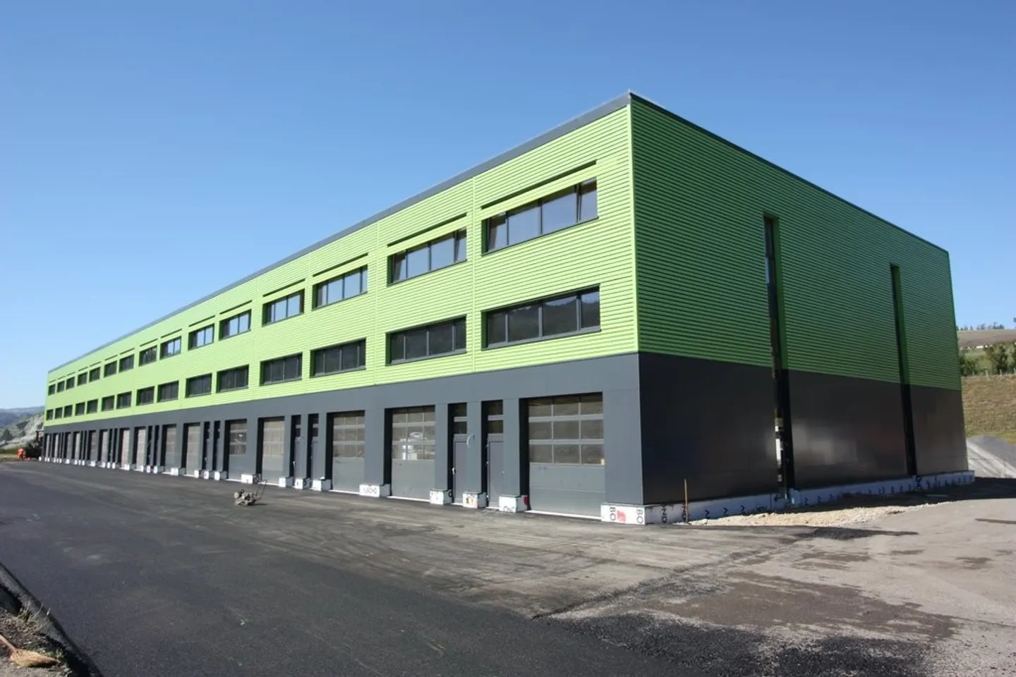 Zu erfassen: Handels-/Handwerkshalle - Foto 4 von 5