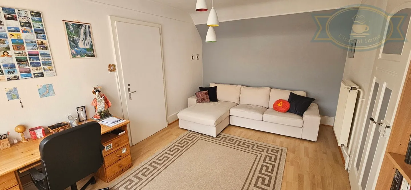 Multifunctional House at the Edge of the Forest in Boncourt - Photo 9 of 18