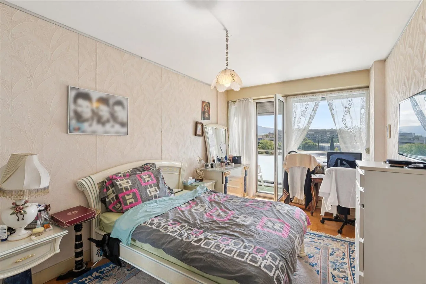 Geräumige 5.5-Zimmer-Wohnung mit Balkon im Herzen von Genf - Photo 6 sur 10