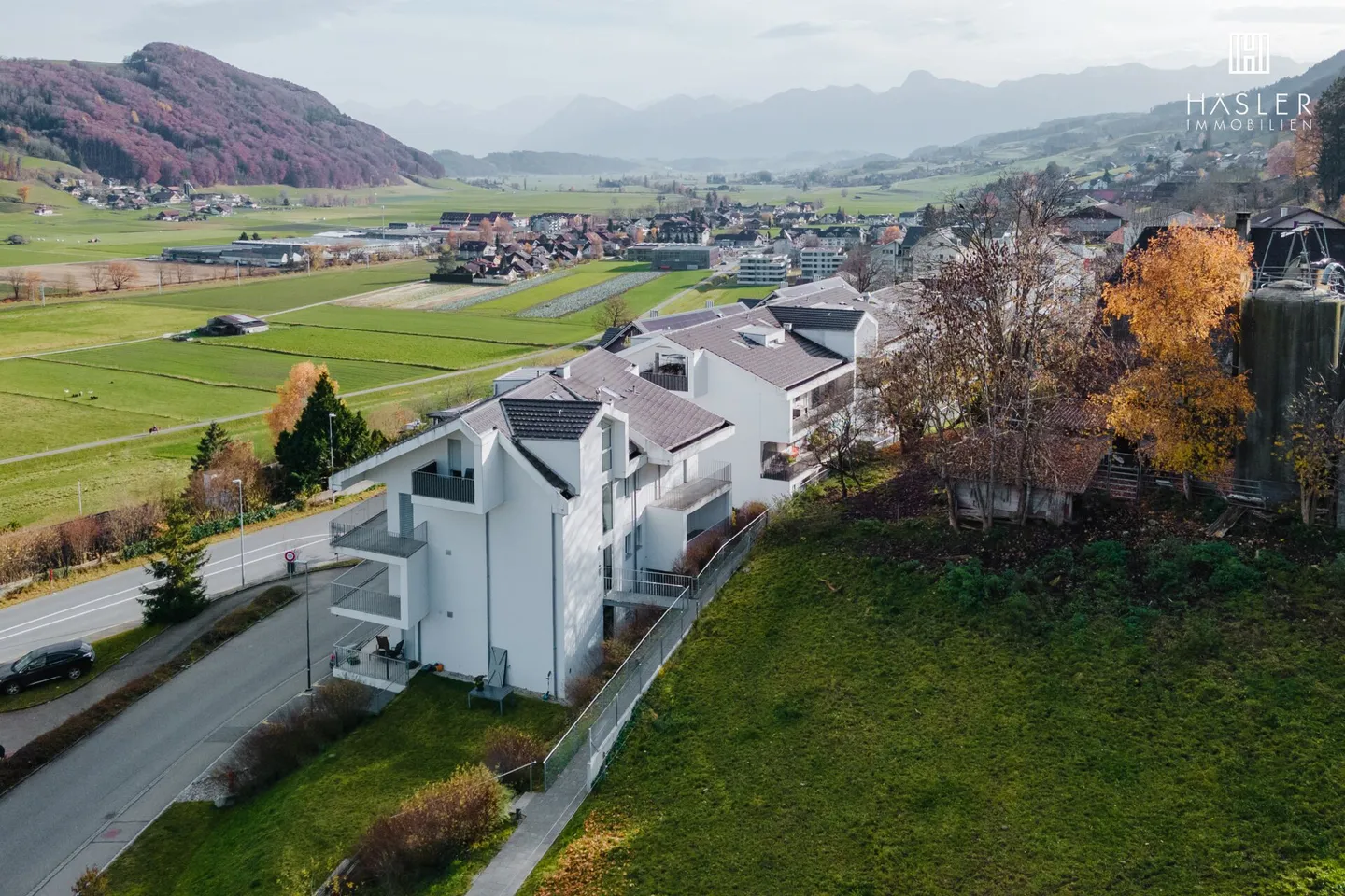 Modern 3½- (4½-) Room Apartment in Minergie Standard - Photo 1 of 10