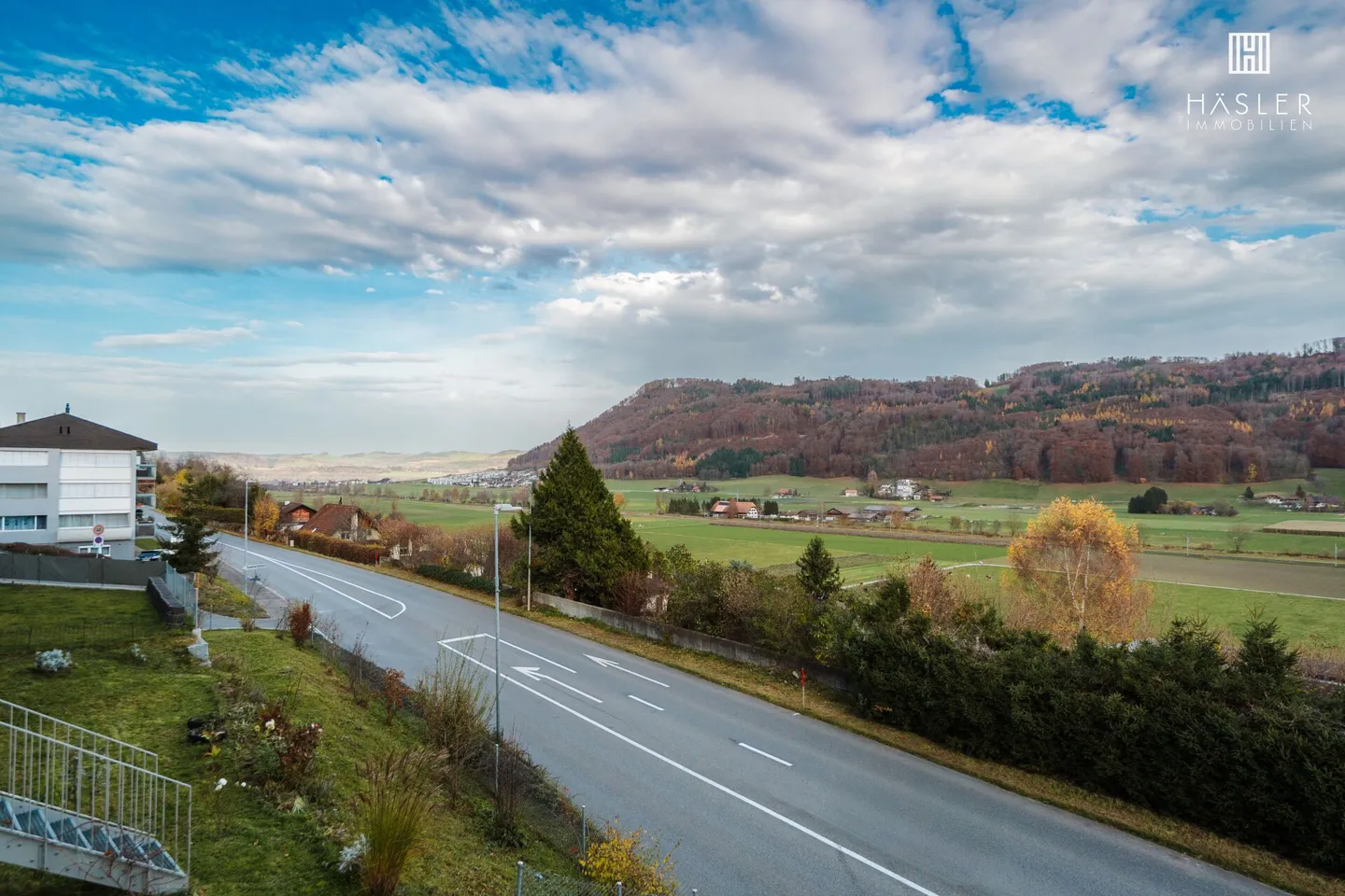 Modern 3½- (4½-) Room Apartment in Minergie Standard - Photo 3 of 10