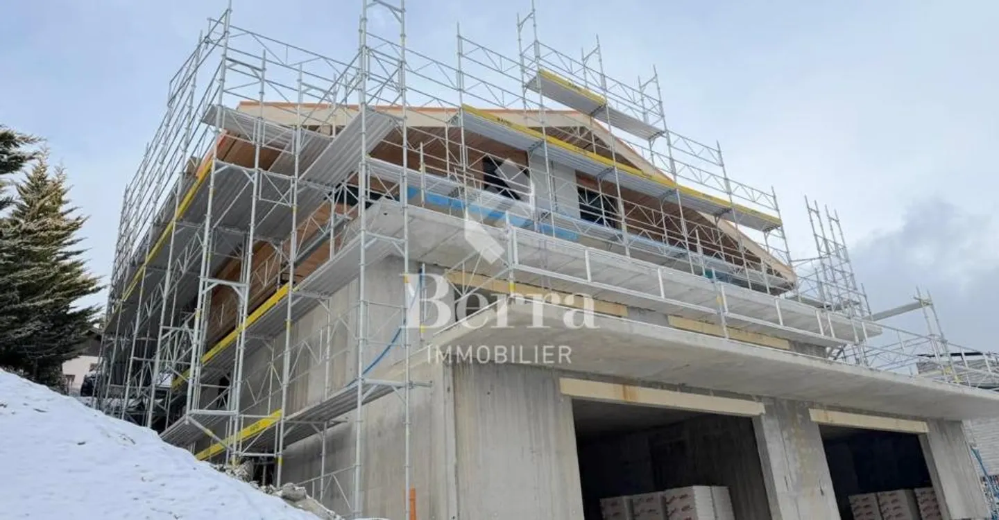 Duplex Energeticamente Efficiente a Montana - Foto 2 di 13