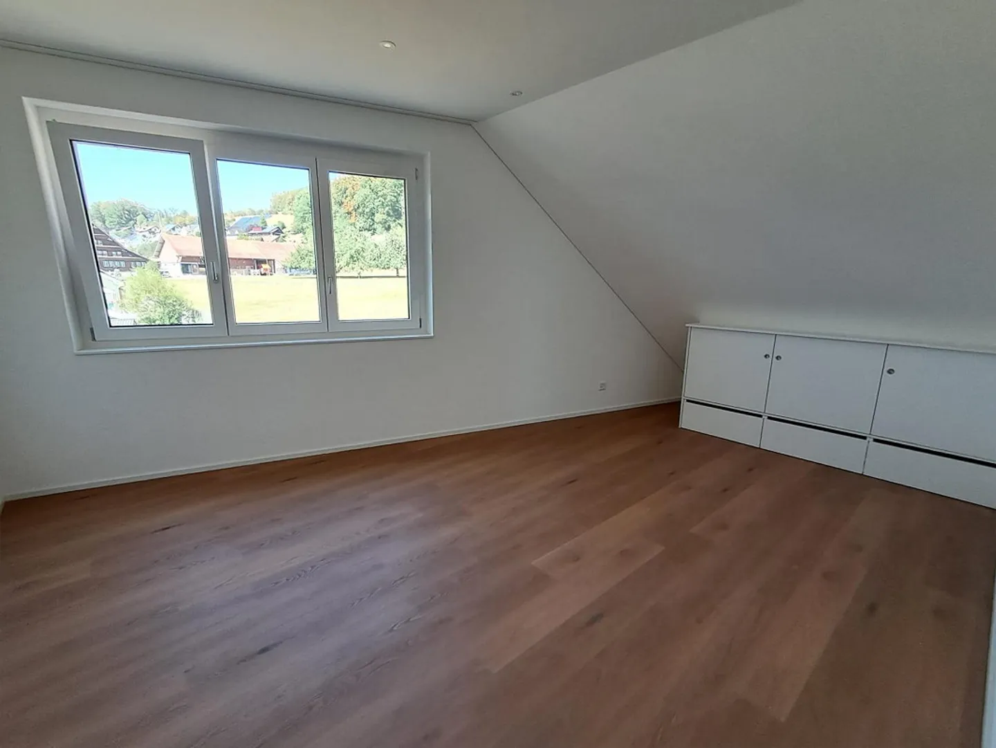 New apartment in the middle of the village - Photo 11 of 16