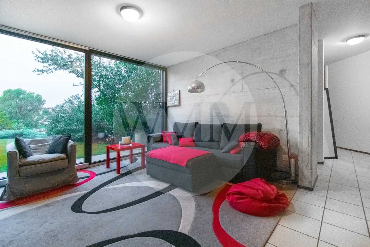 Moderne Villa mit Garten und Terrasse - Foto 12 von 15