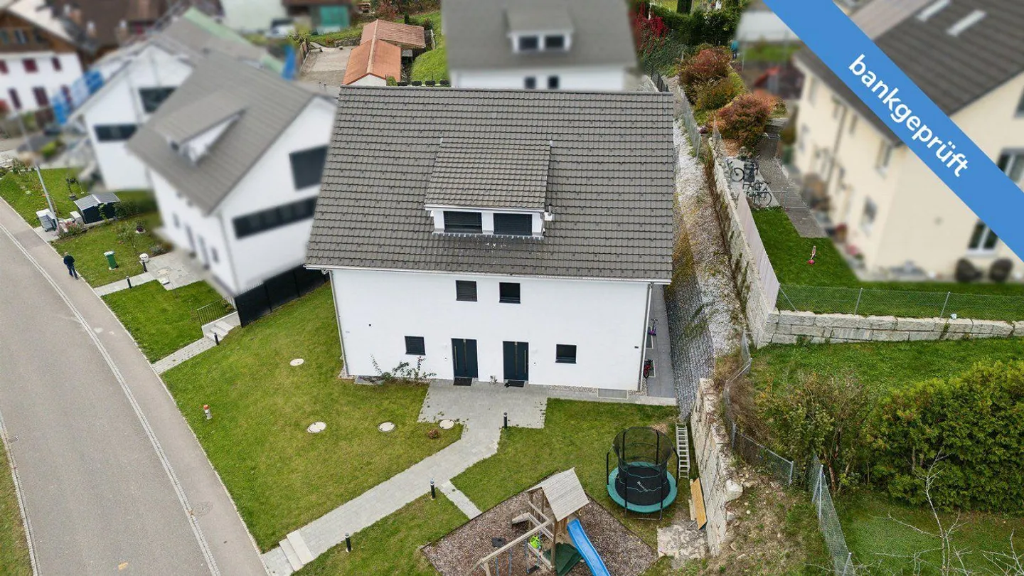 AgentSelly - Casa unifamiliare moderna con grande giardino - Foto 11 di 13