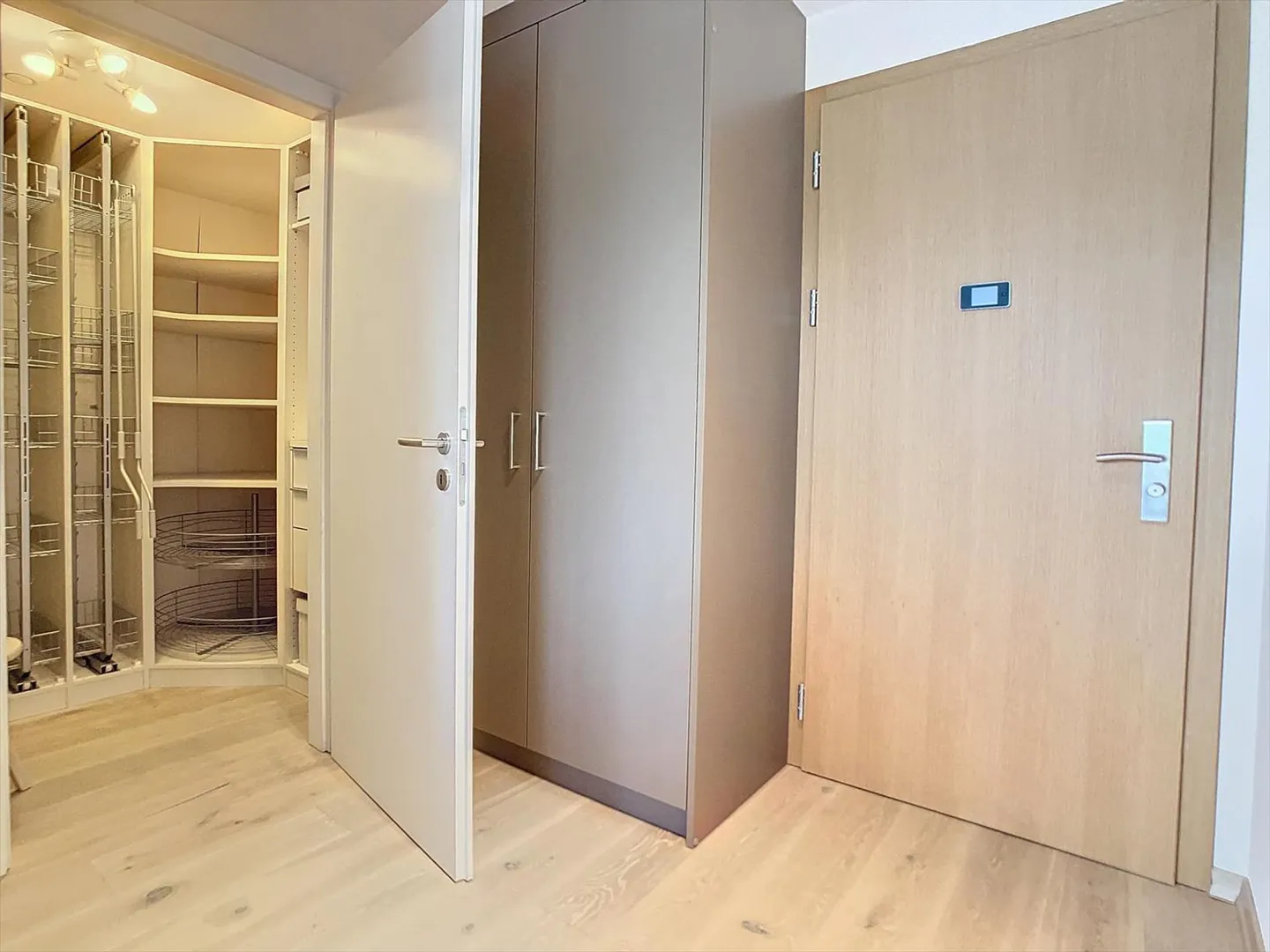 Appartamento ammobiliato in affitto - Foto 7 di 10