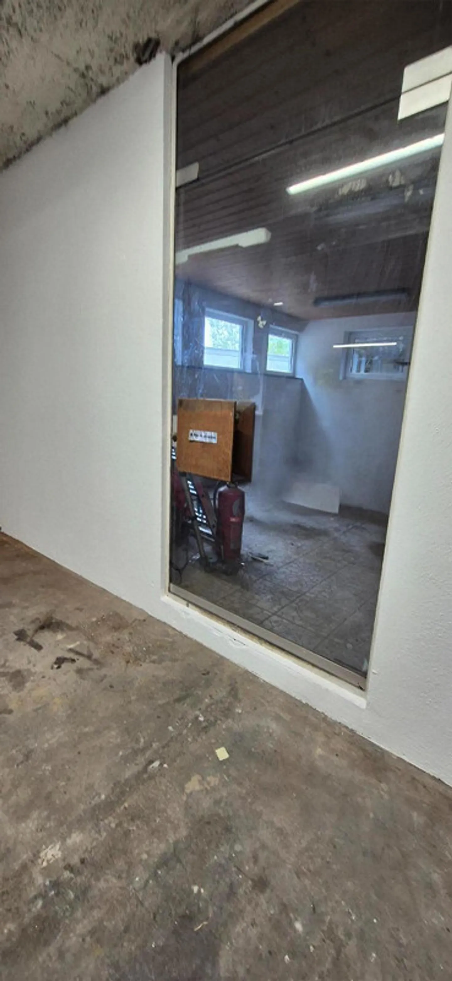 Espace Commercial Polyvalent - Photo 9 sur 10