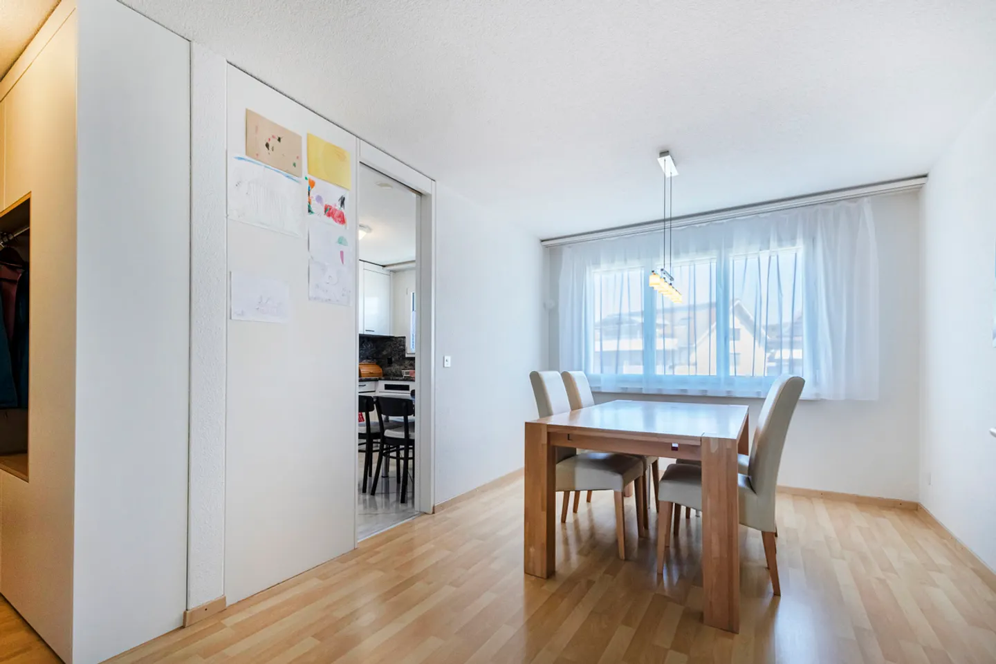 Charming Apartment in Quiet Area - Photo 3 of 13