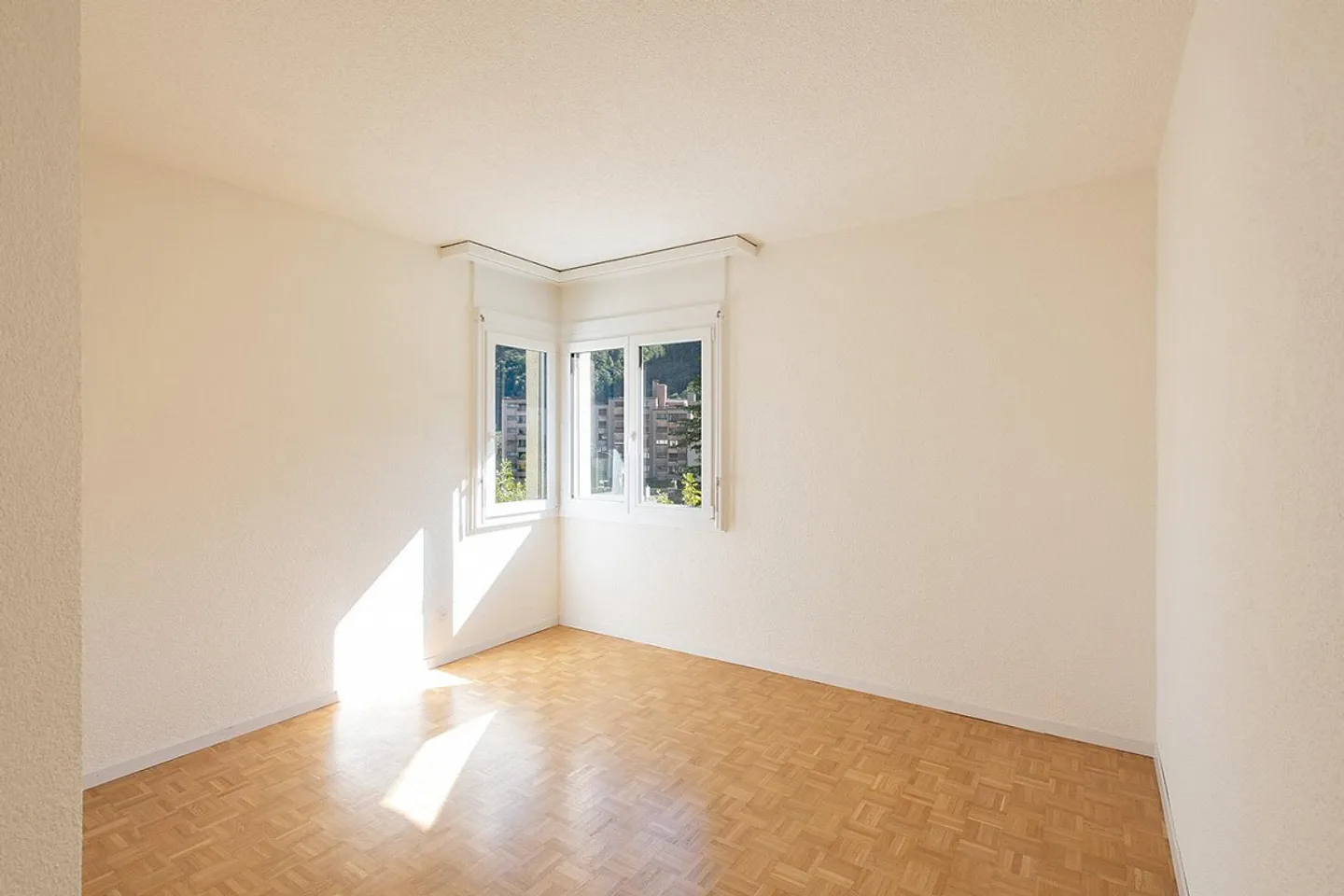 Zentrale und komfortable Zone - Foto 8 von 9