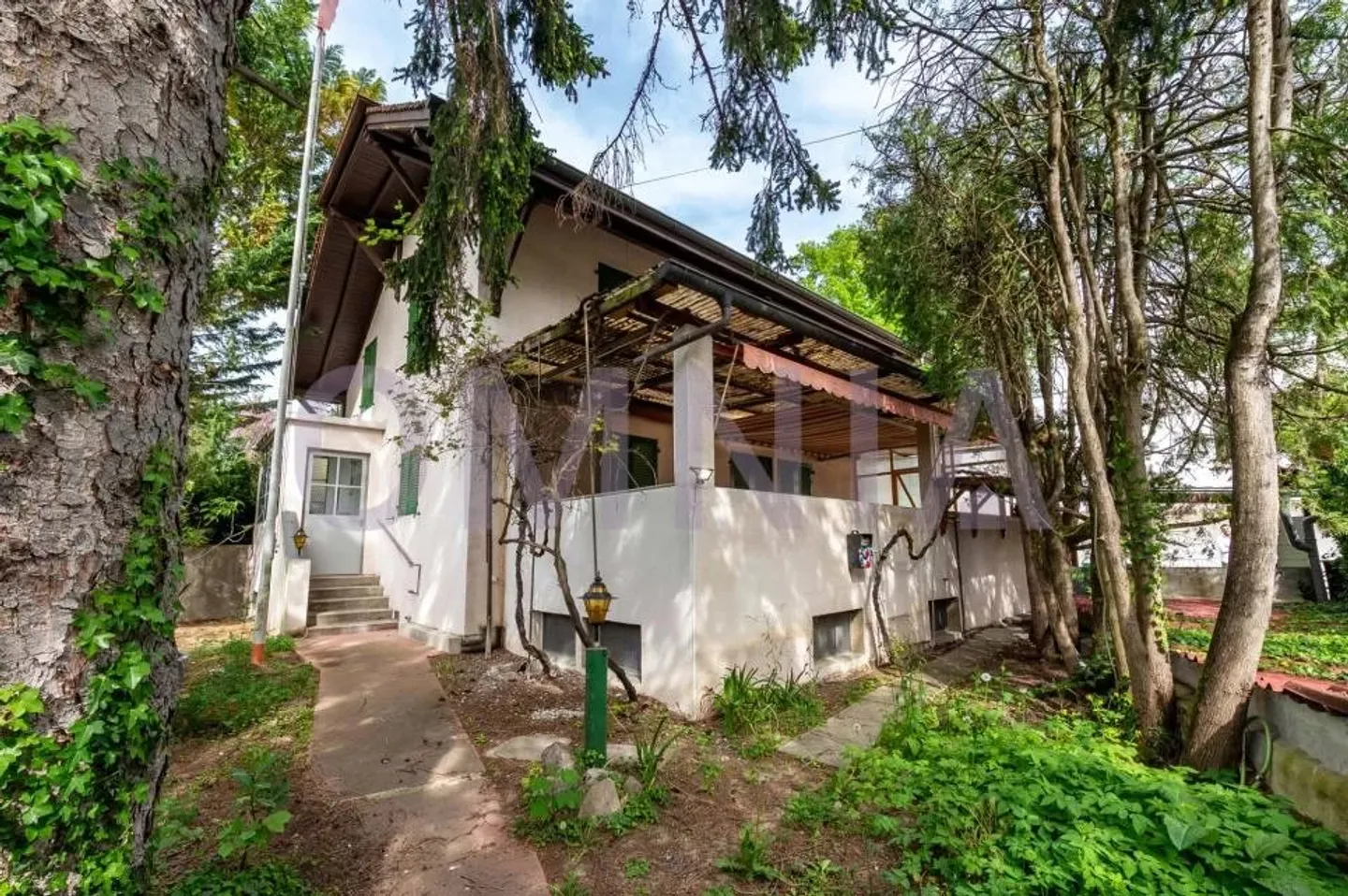 Villa familiare in una zona molto apprezzata - Foto 1 di 3