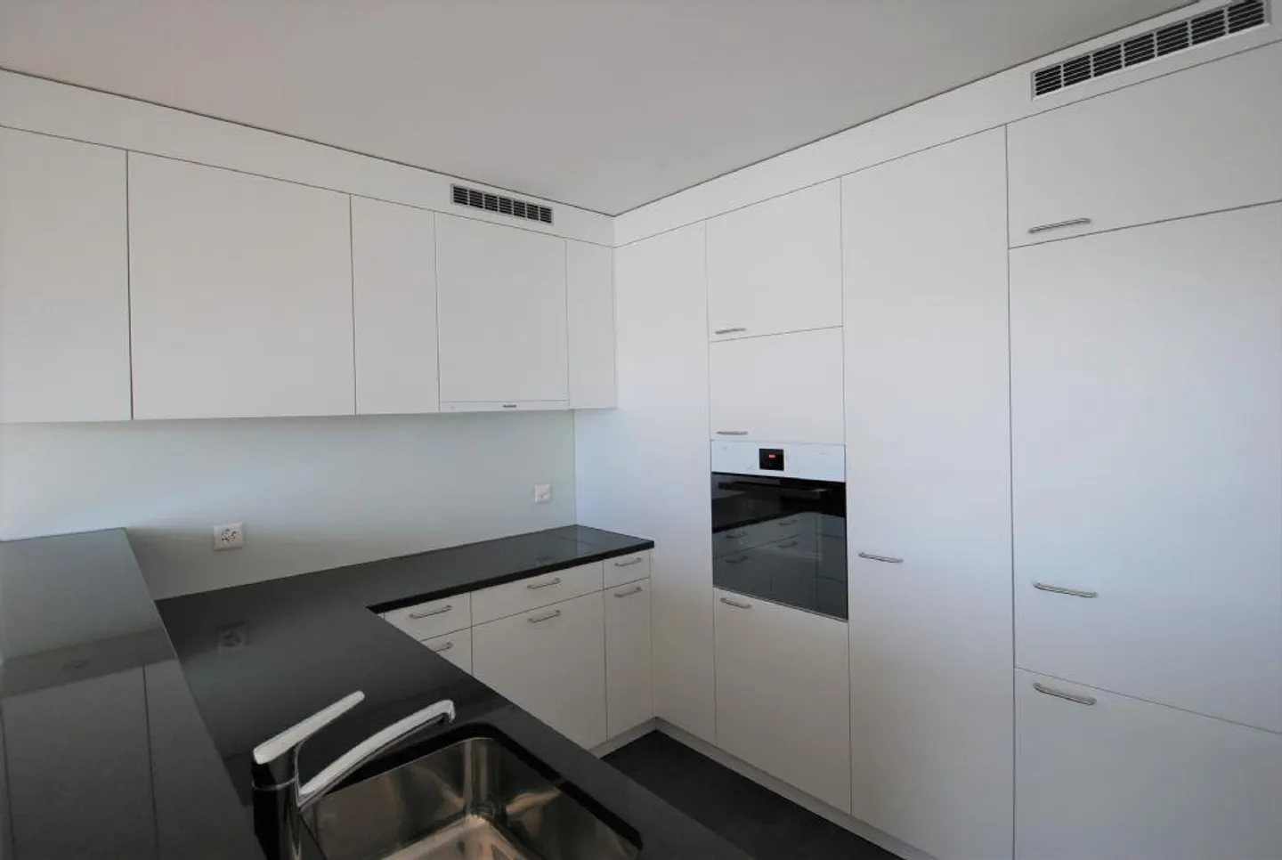 ENSOLEILLÉ | MODERNE | CALME - Photo 5 sur 9