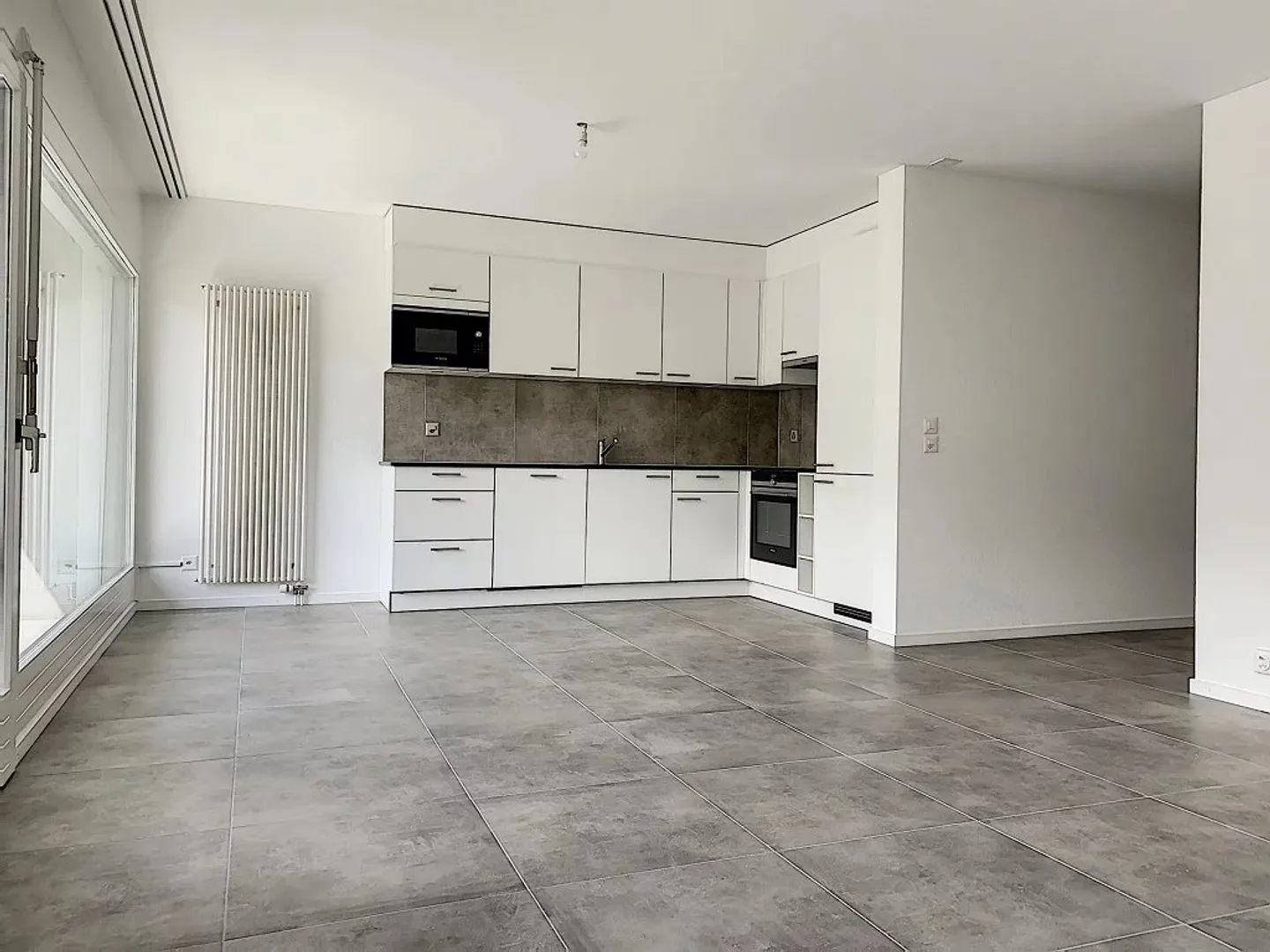 Renovated Apartment in Sion - Photo 2 of 8