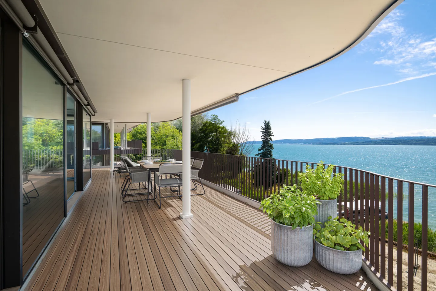 Neues Apartment mit Blick auf den See - Foto 3 von 7
