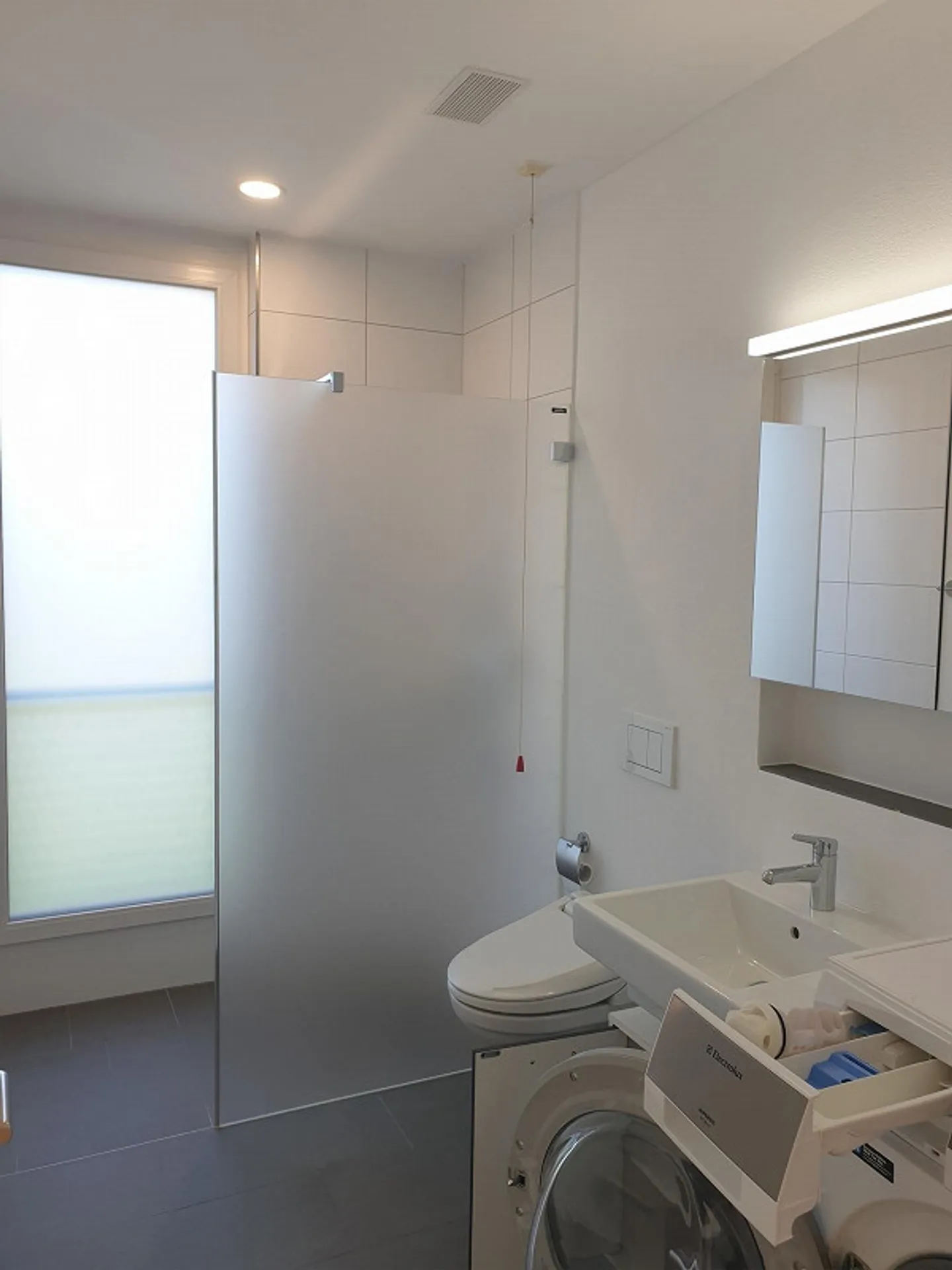 Cool sunny 2.5 room apartment in optimal location with great living comfort 0B - Photo 5 of 7
