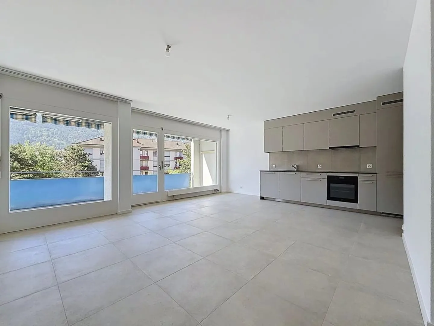 Renovated Apartment in Sion - Photo 2 of 10