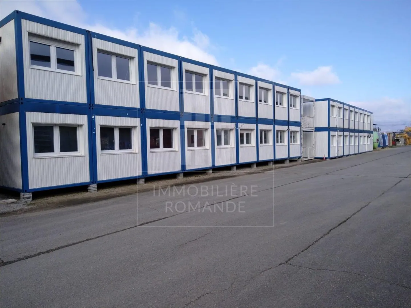 Bureaux modulaires de 520m2 en open-space - Photo 1 sur 1