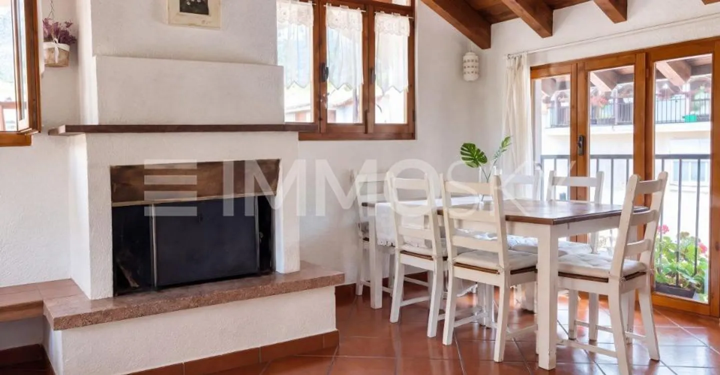 Charming House in the Heart of Malcantone - Photo 2 of 5