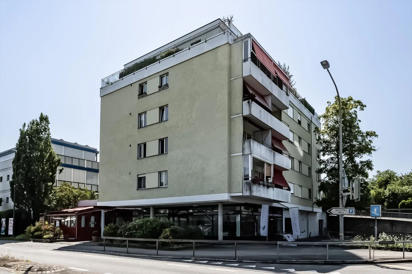 4-room apartment - Photo 2 of 9