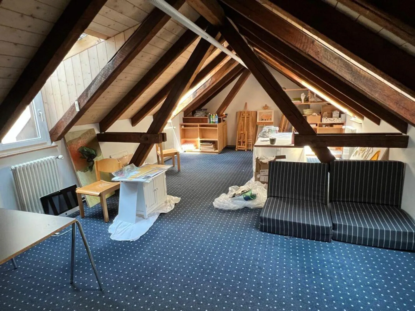 Vielseitiges Büro/Praxis/Atelier in mitten der Schaffhauser Altstadt - Photo 1 of 8