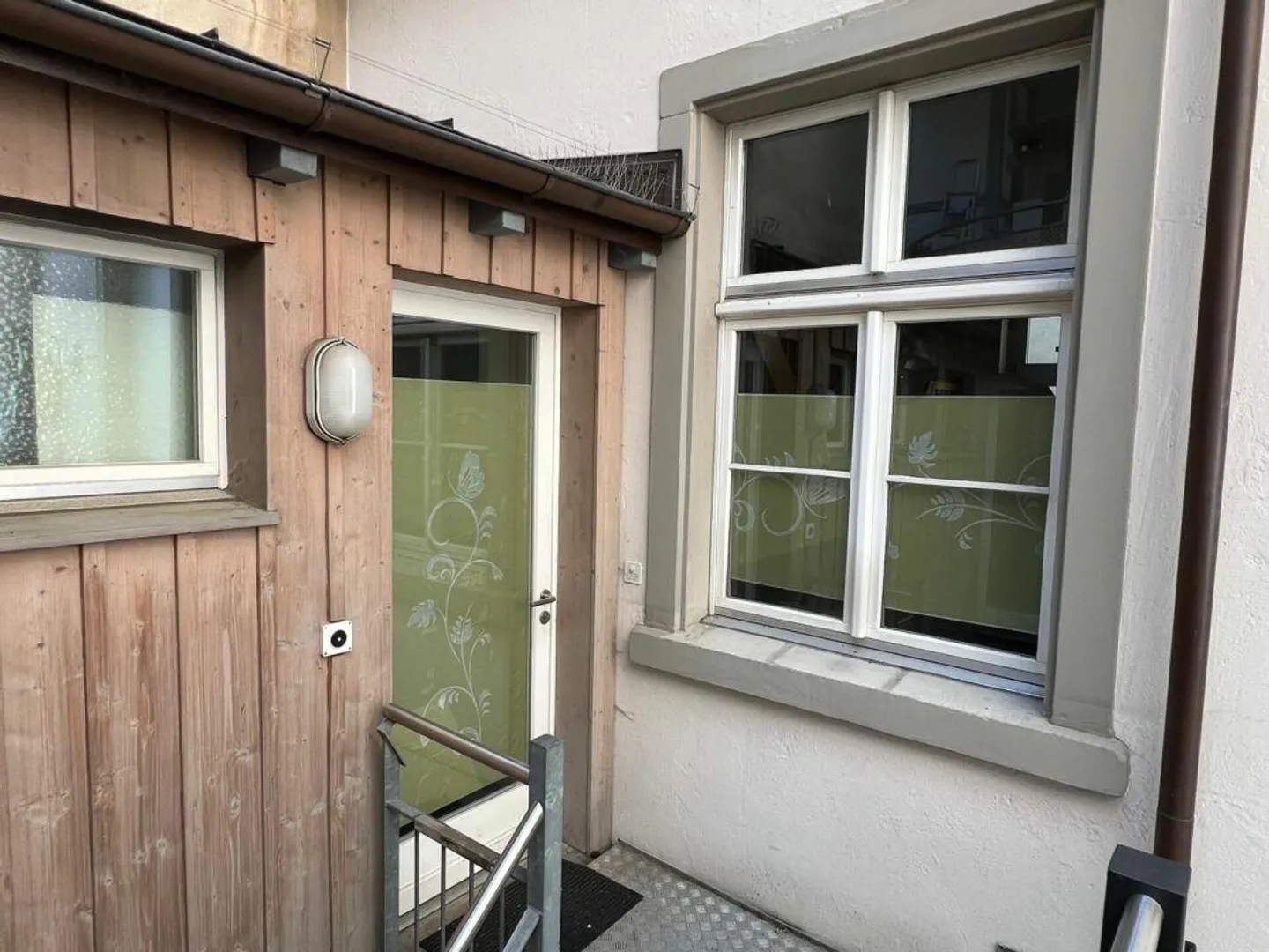 Vielseitiges Büro/Praxis/Atelier in mitten der Schaffhauser Altstadt - Photo 7 of 8