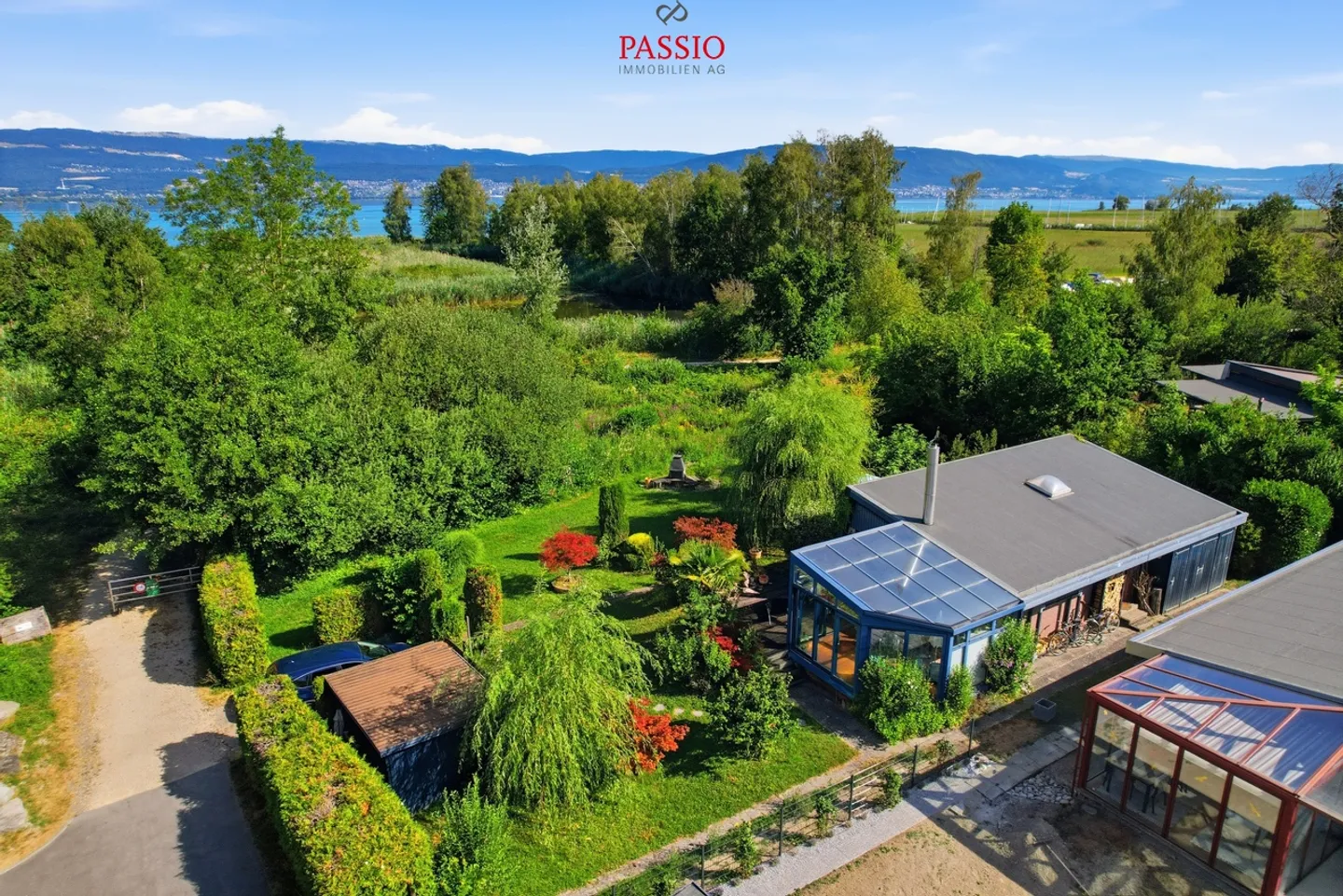 Holiday Paradise with Private Land Directly on Lake Neuchâtel - Photo 34 of 39