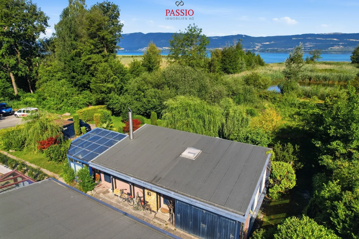 Holiday Paradise with Private Land Directly on Lake Neuchâtel - Photo 35 of 39