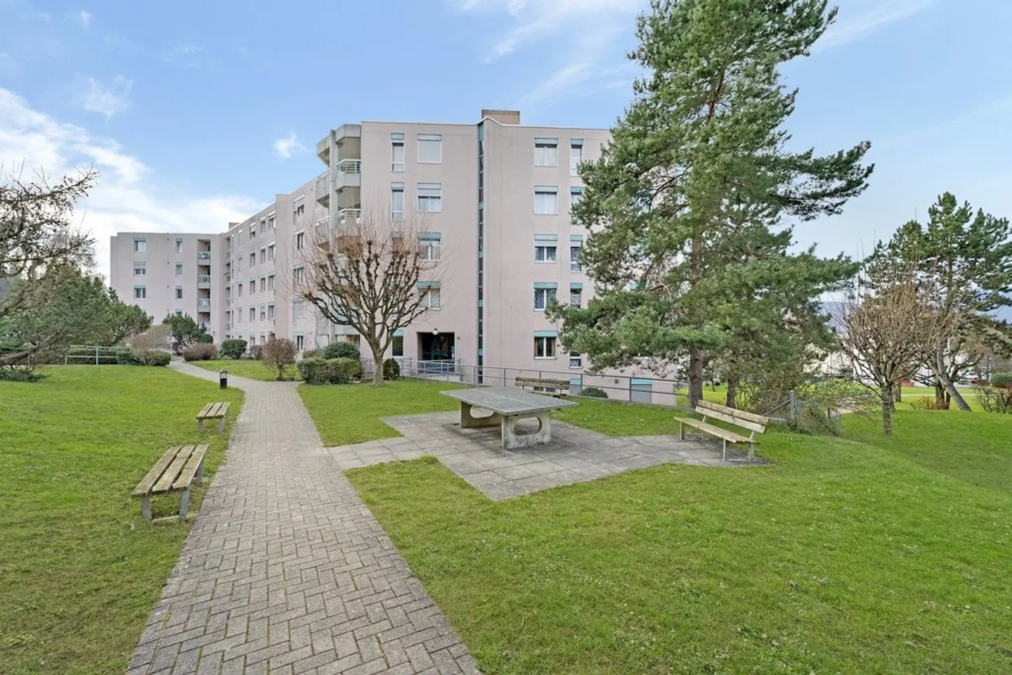 Charming Apartment in Quiet Area - Photo 1 of 11