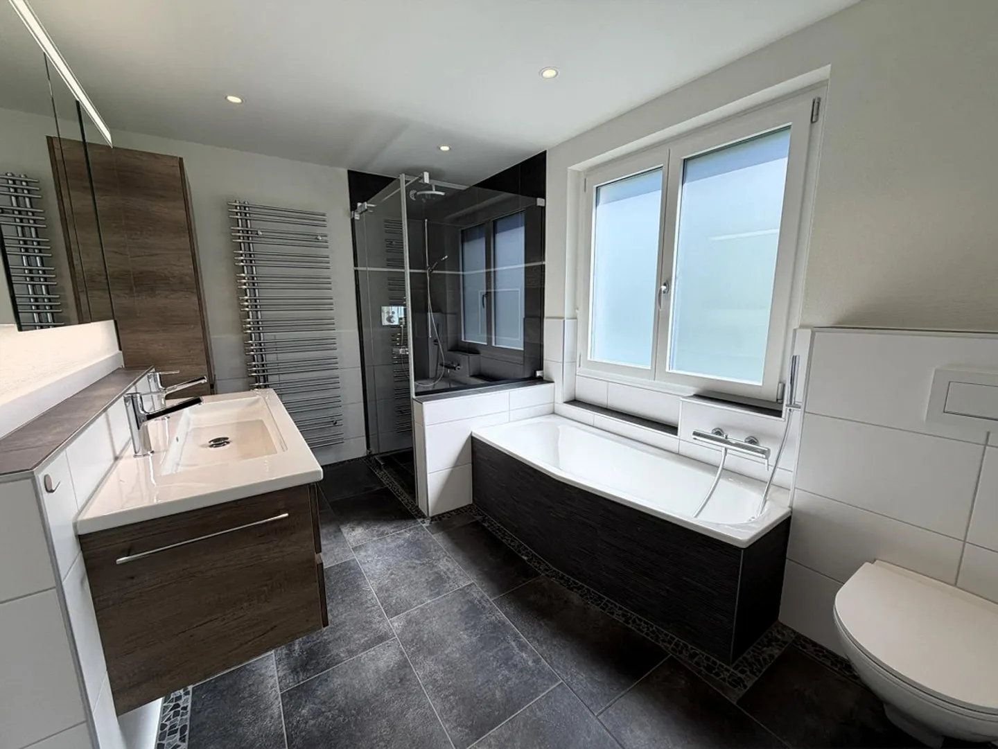 Living like in a single-family home with modern expansion standard - Photo 4 of 10