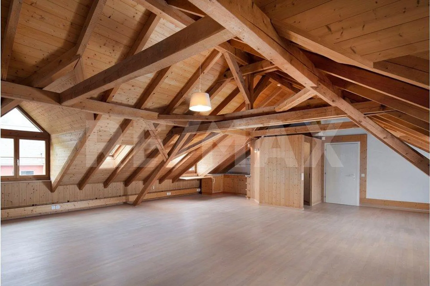 Bijou Penthouse avec Atelier - Photo 9 sur 13