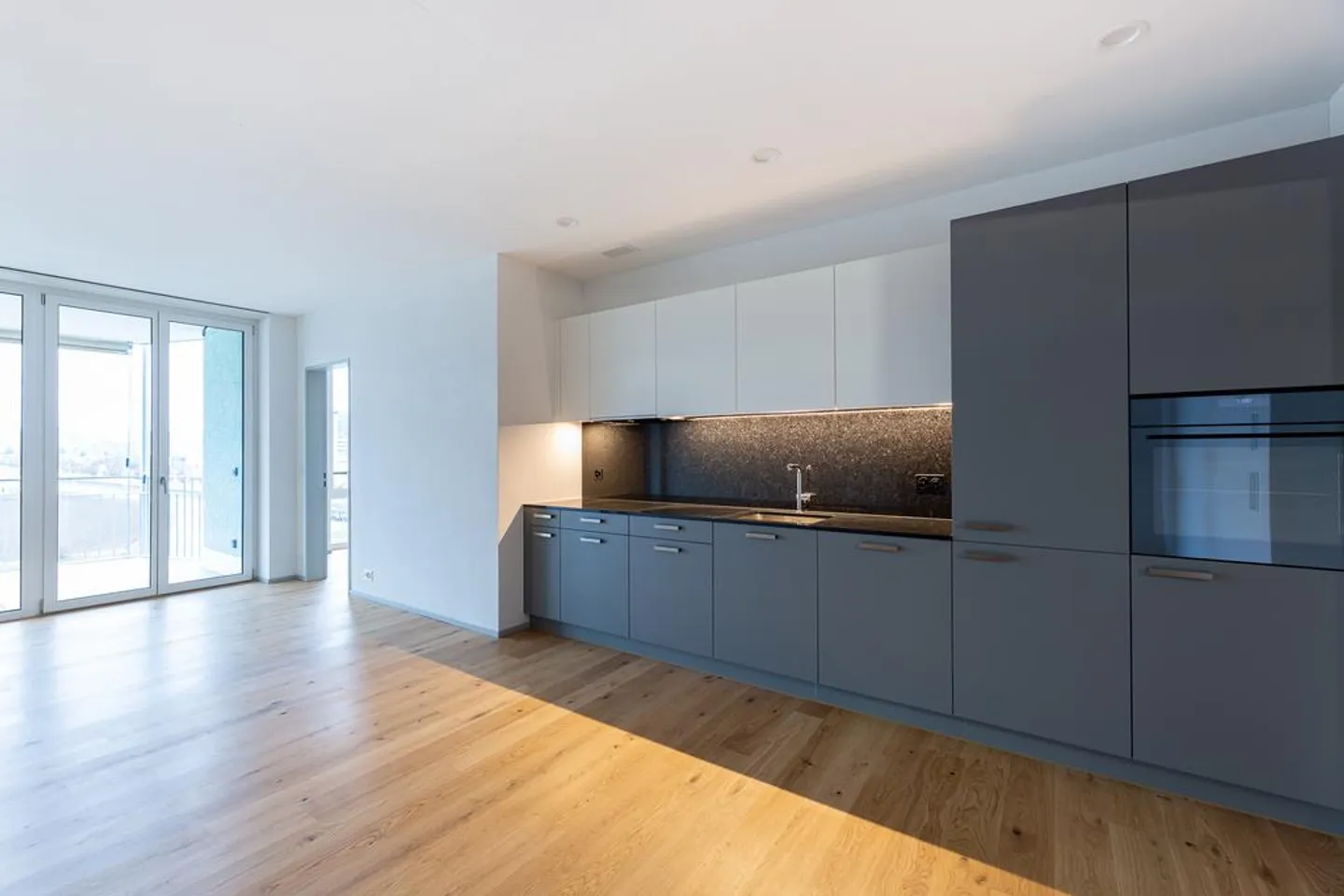 Appartement moderne de 3,5 pièces dans le quartier Hegi - Photo 4 sur 11