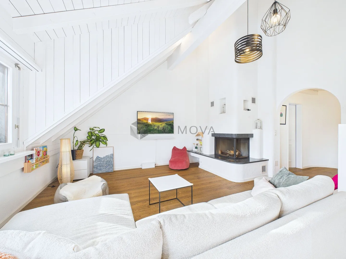 Here you live on air & love! Dreamlike maisonette is ready for a new owner! - Photo 2 of 11