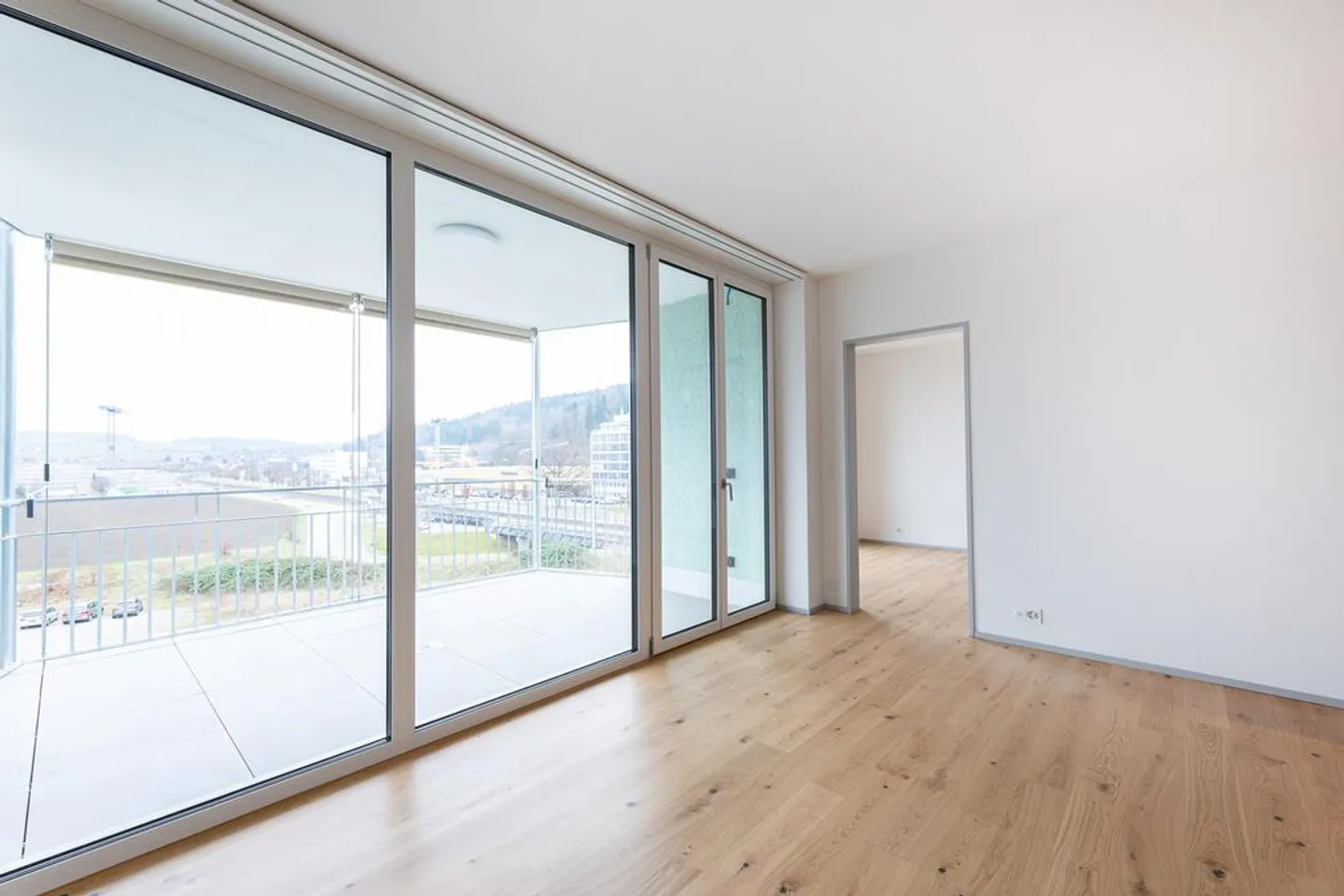 Appartement moderne de 3,5 pièces dans le quartier Hegi - Photo 3 sur 11