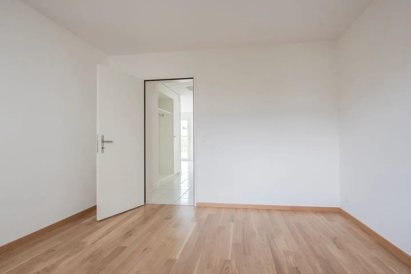 Appartement lumineux de 4,5 pièces - Photo 9 sur 12