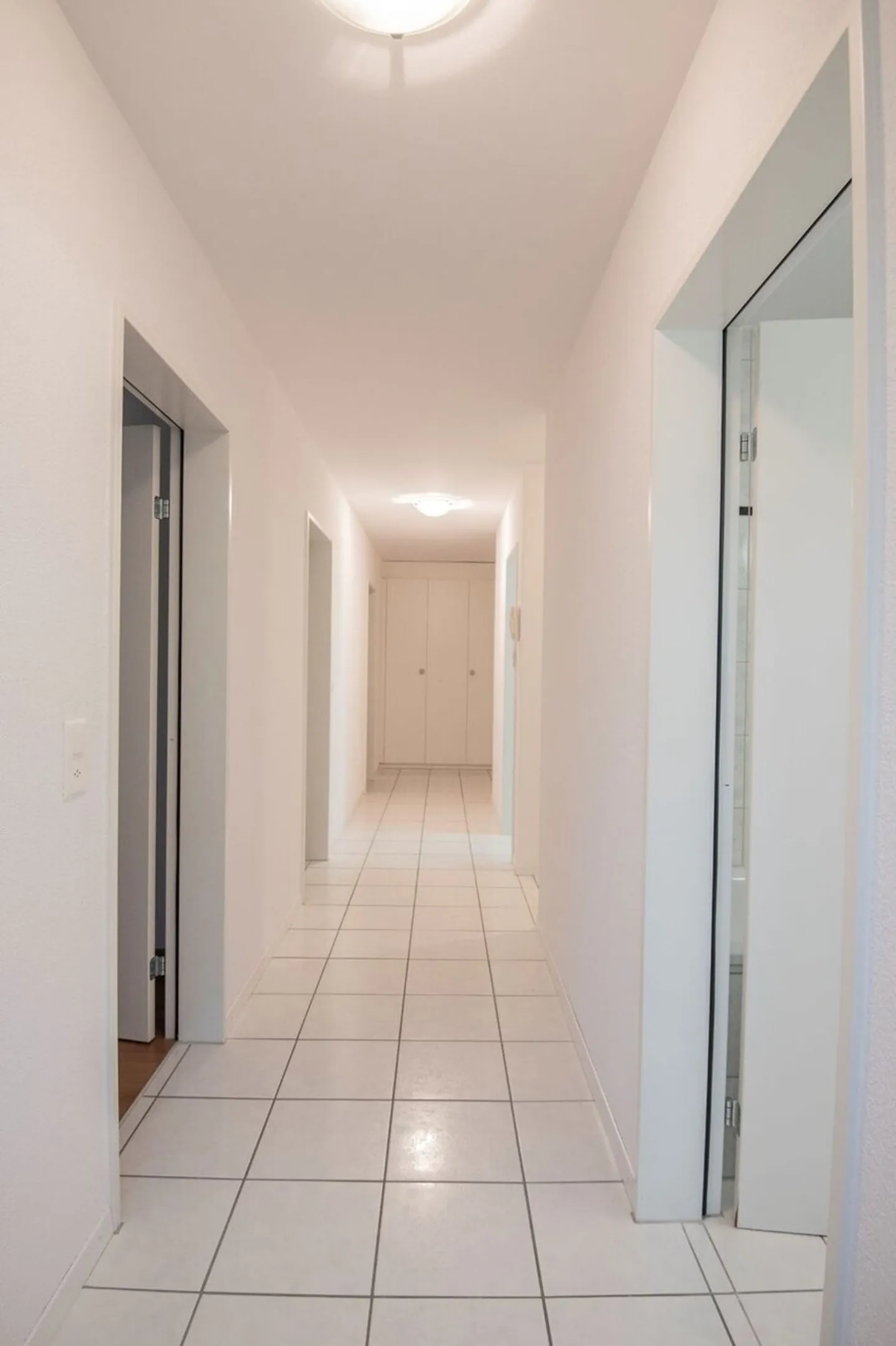 Appartement lumineux de 4,5 pièces - Photo 8 sur 12