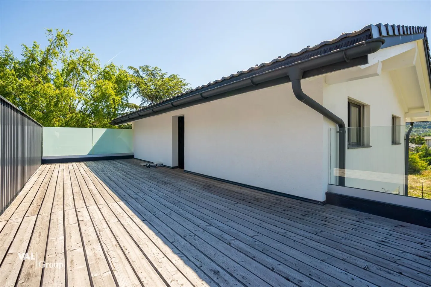 Splendide villa moderne avec jardin, terrasse et garage - Photo 11 sur 13