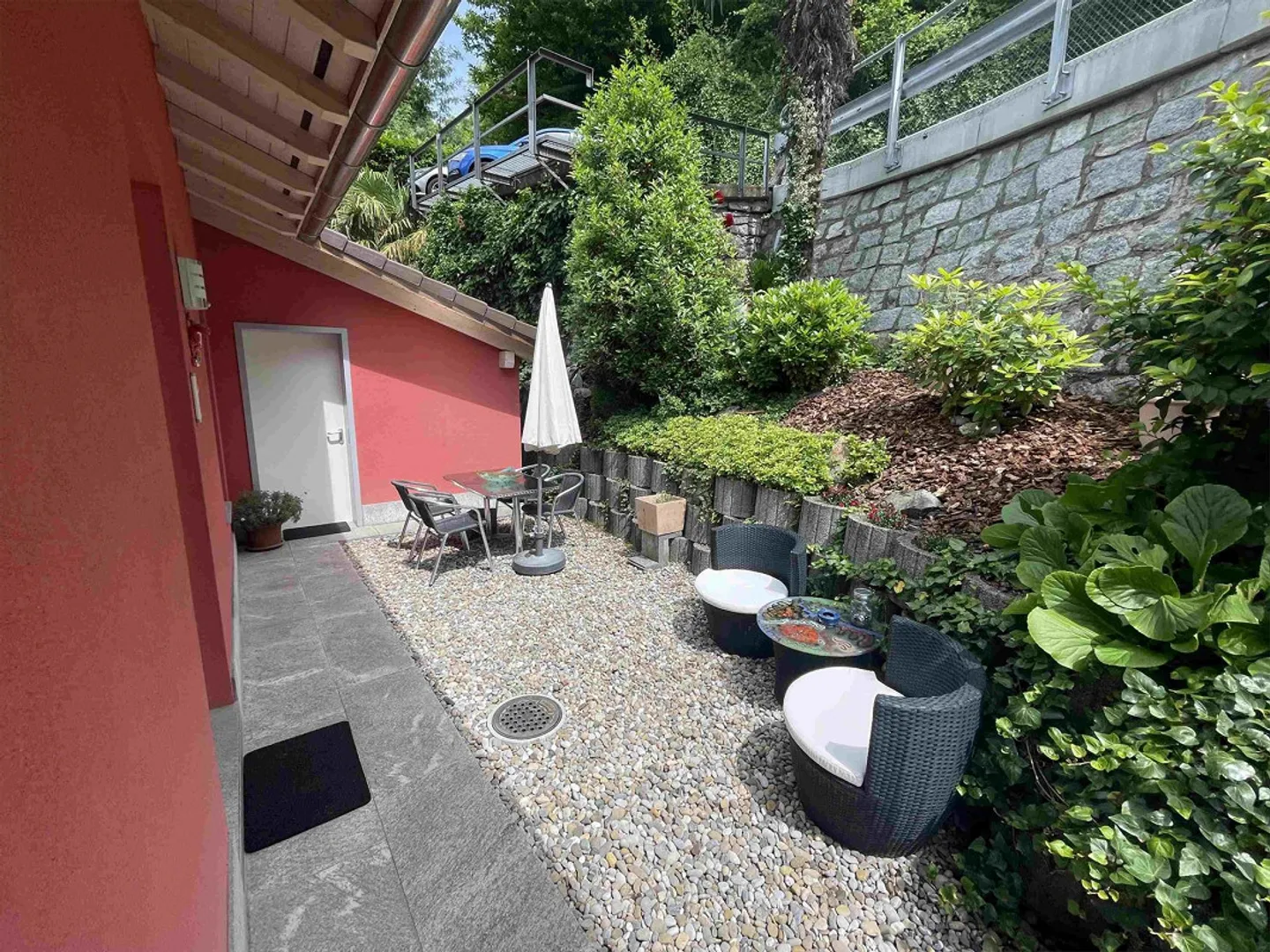 Magnificent House 4.5 with Breathtaking Panoramic View - Photo 3 of 13