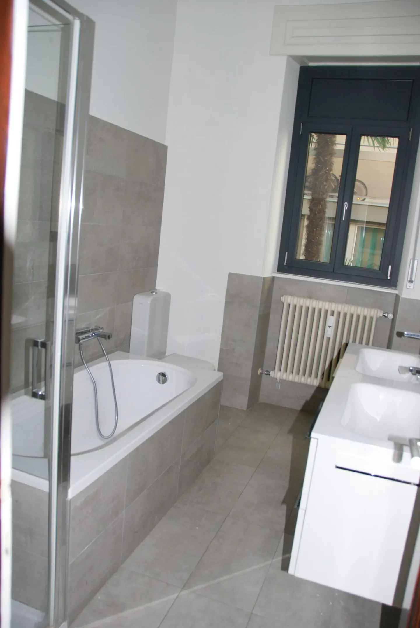 Mietwohnung im Erdgeschoss erhöht - Foto 5 von 9