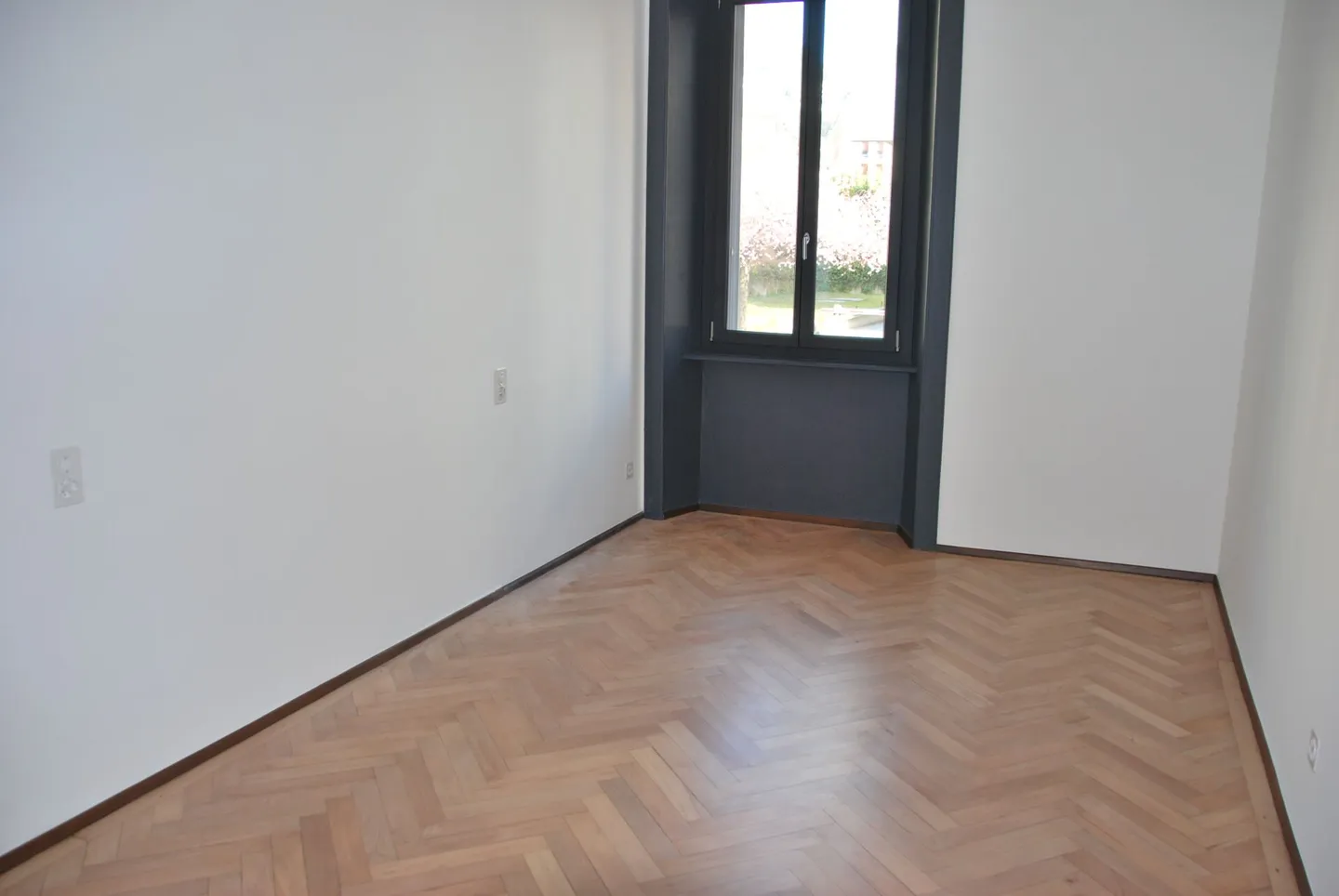 Mietwohnung im Erdgeschoss erhöht - Foto 6 von 9