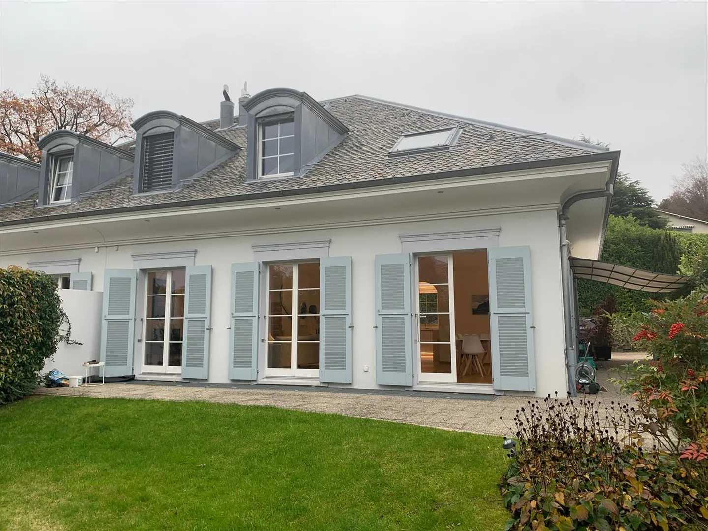 Semi-Detached House 6 Rooms - Photo 1 of 8