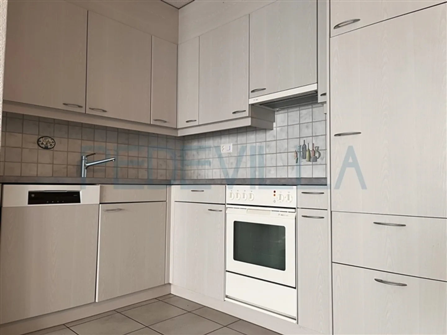 Charming 2.5-room apartment on the 1st floor - Photo 3 of 12